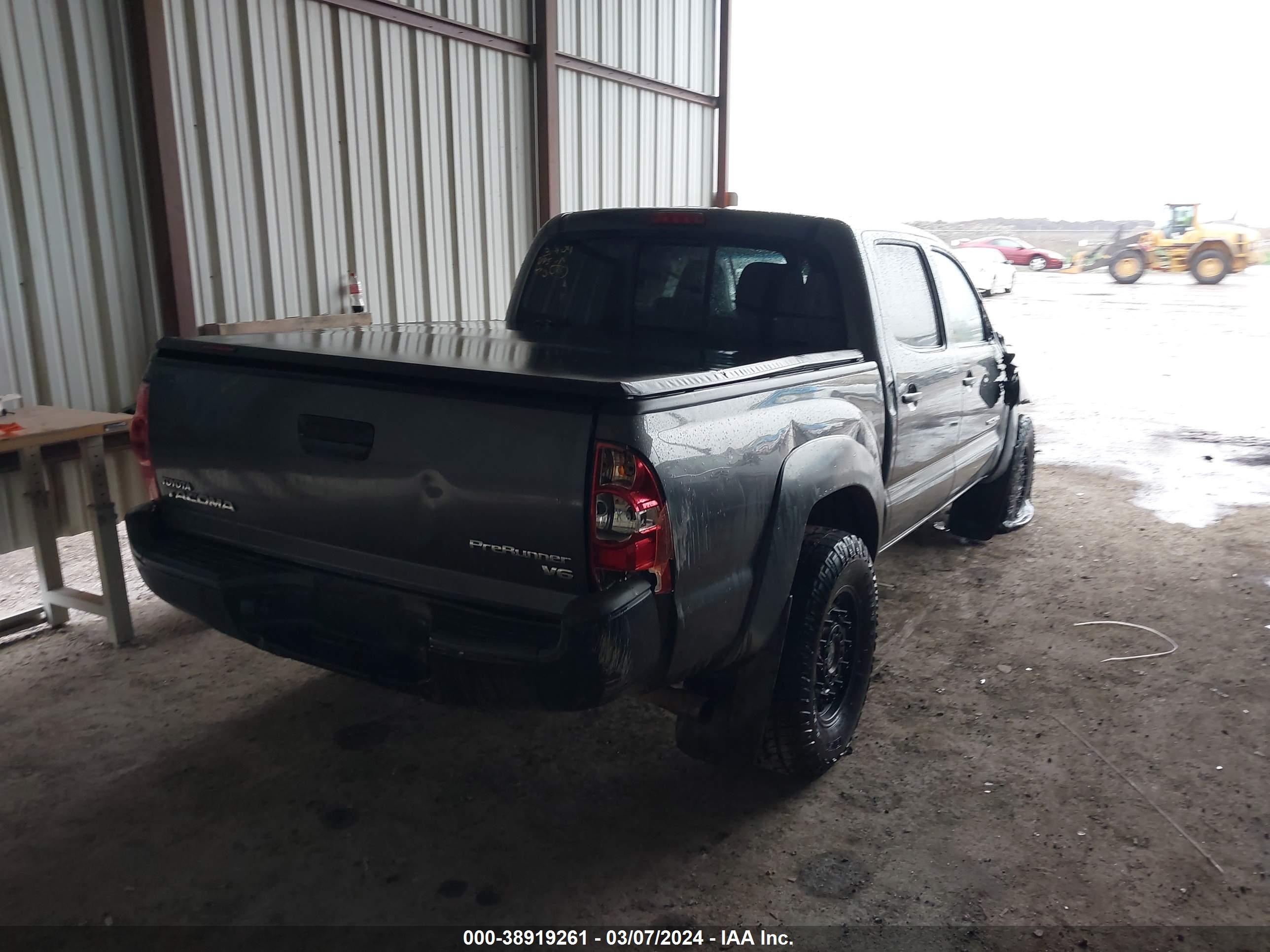 2014 Toyota Tacoma Prerunner V6 vin: 3TMJU4GN3EM164221