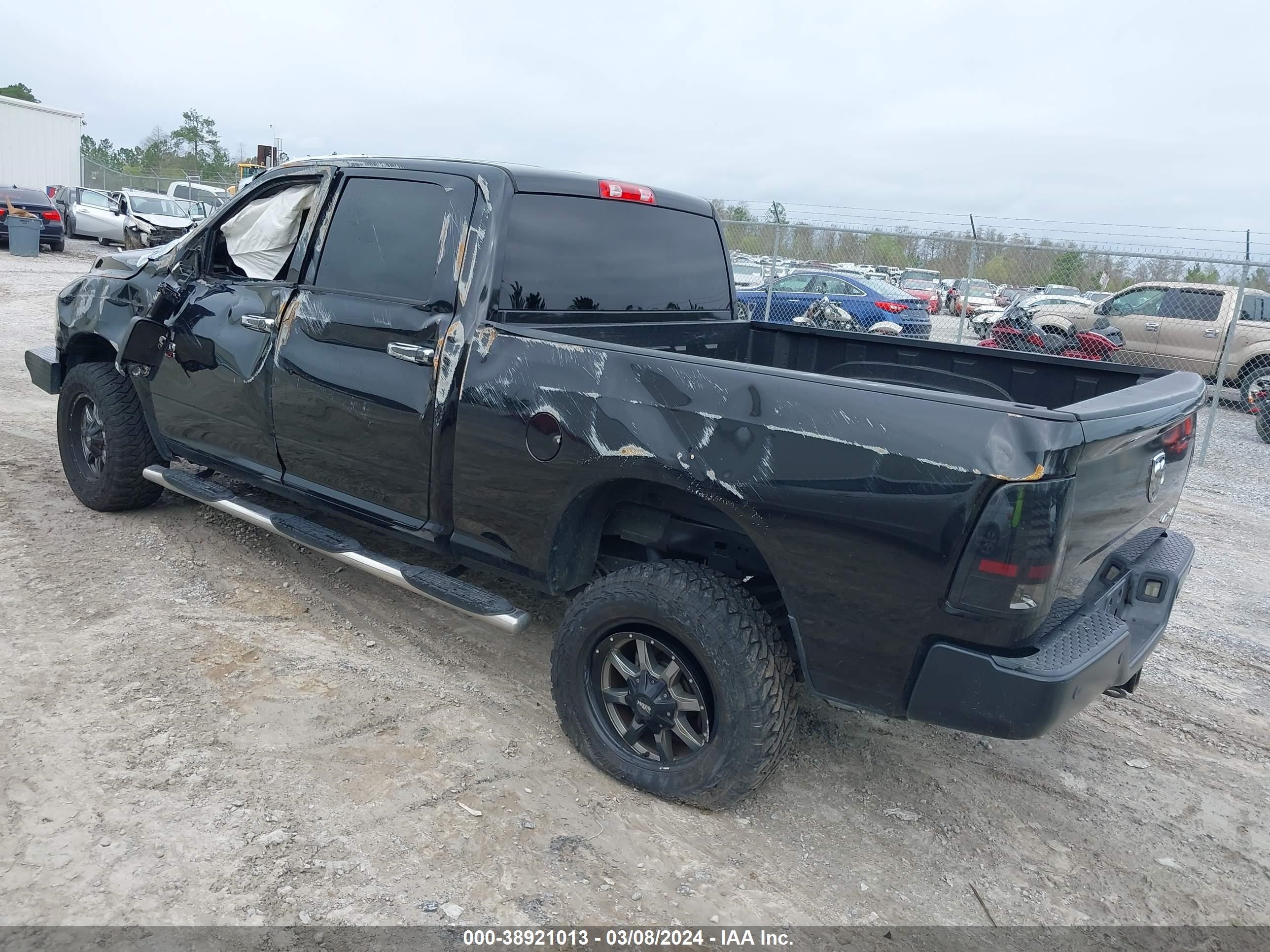 2016 Ram 2500 Tradesman vin: 3C6TR5CT2GG146841