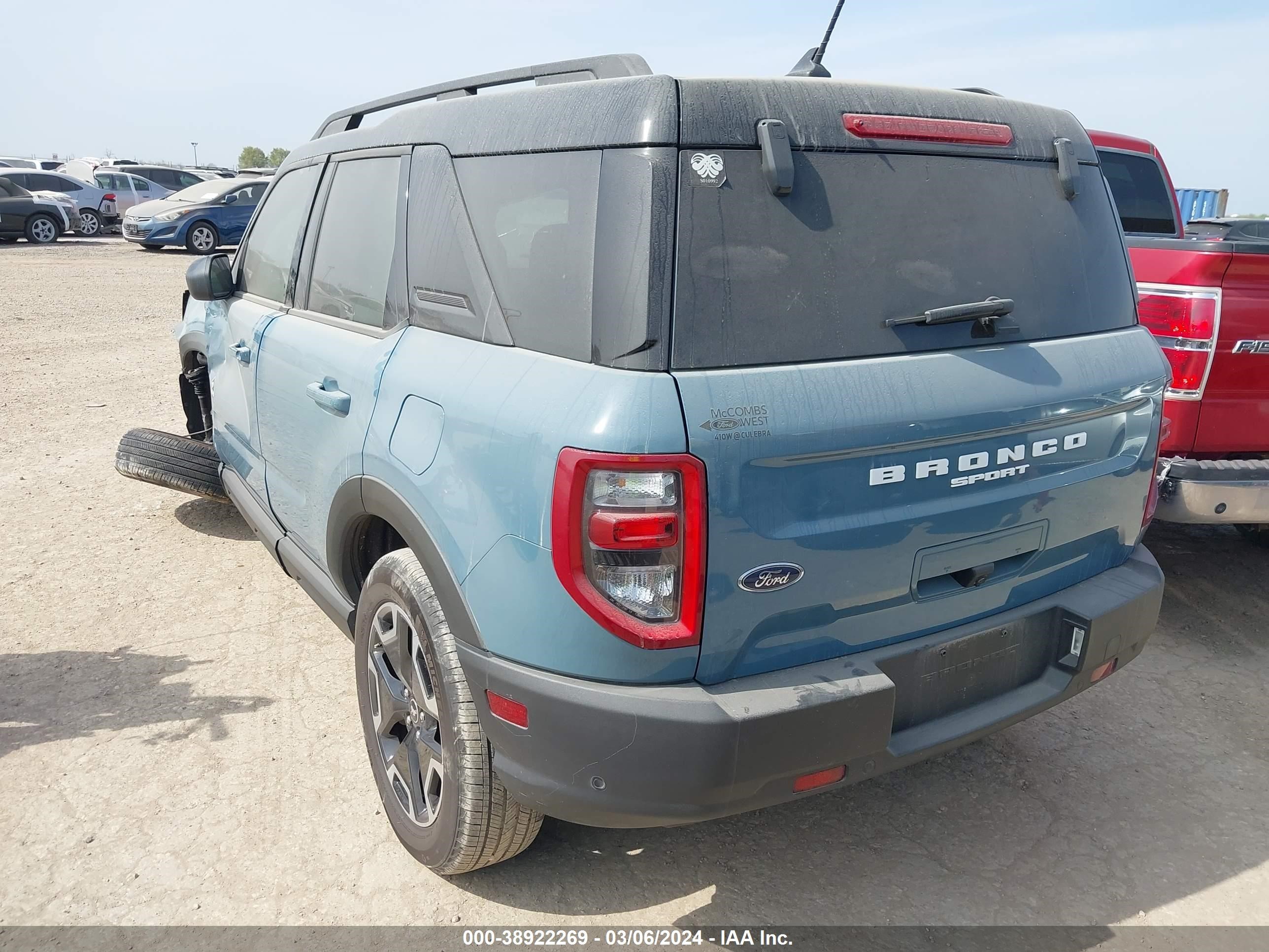 2021 Ford Bronco Sport Outer Banks vin: 3FMCR9C61MRA99792