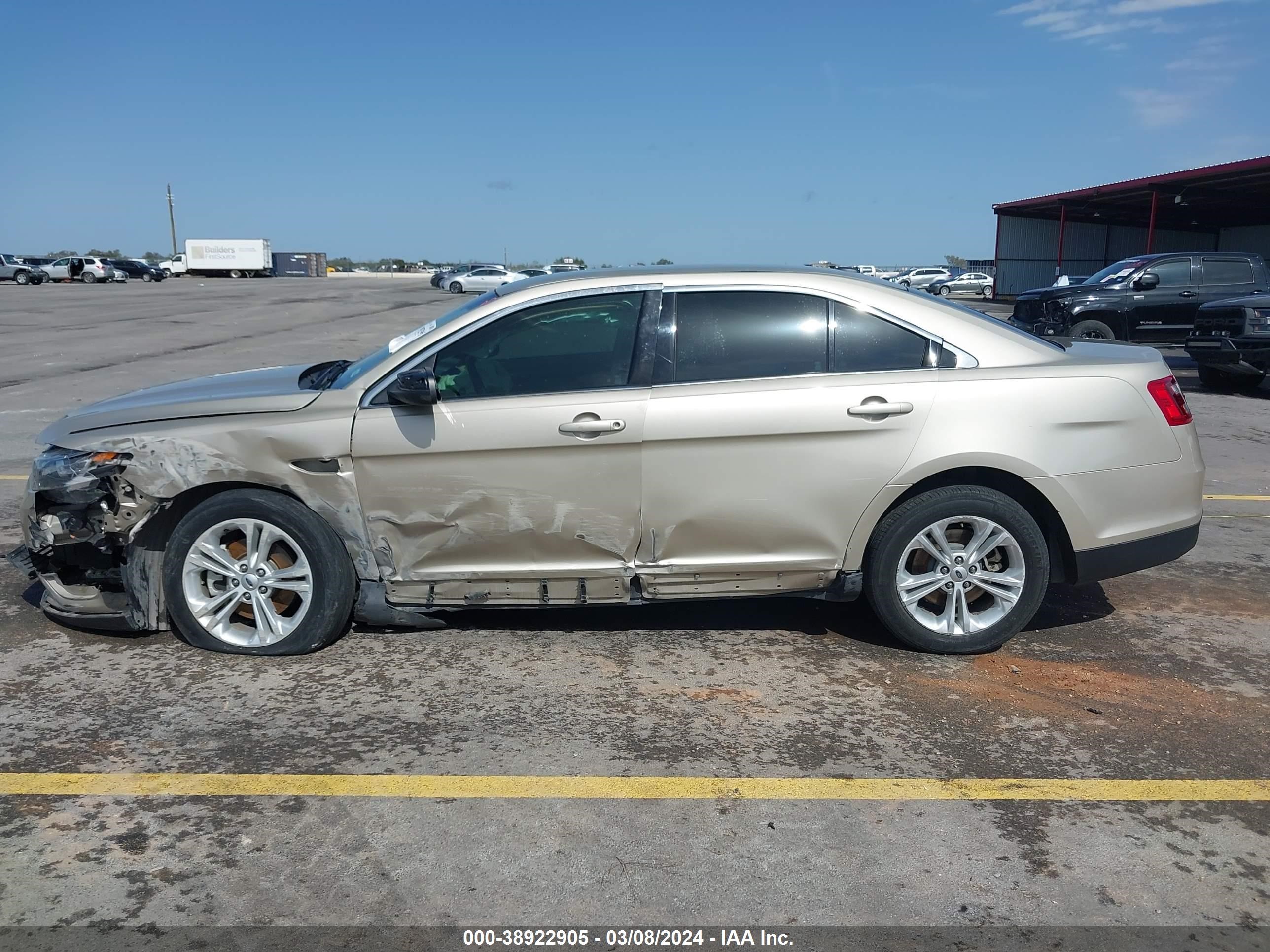 2018 Ford Taurus Se vin: 1FAHP2D81JG134685