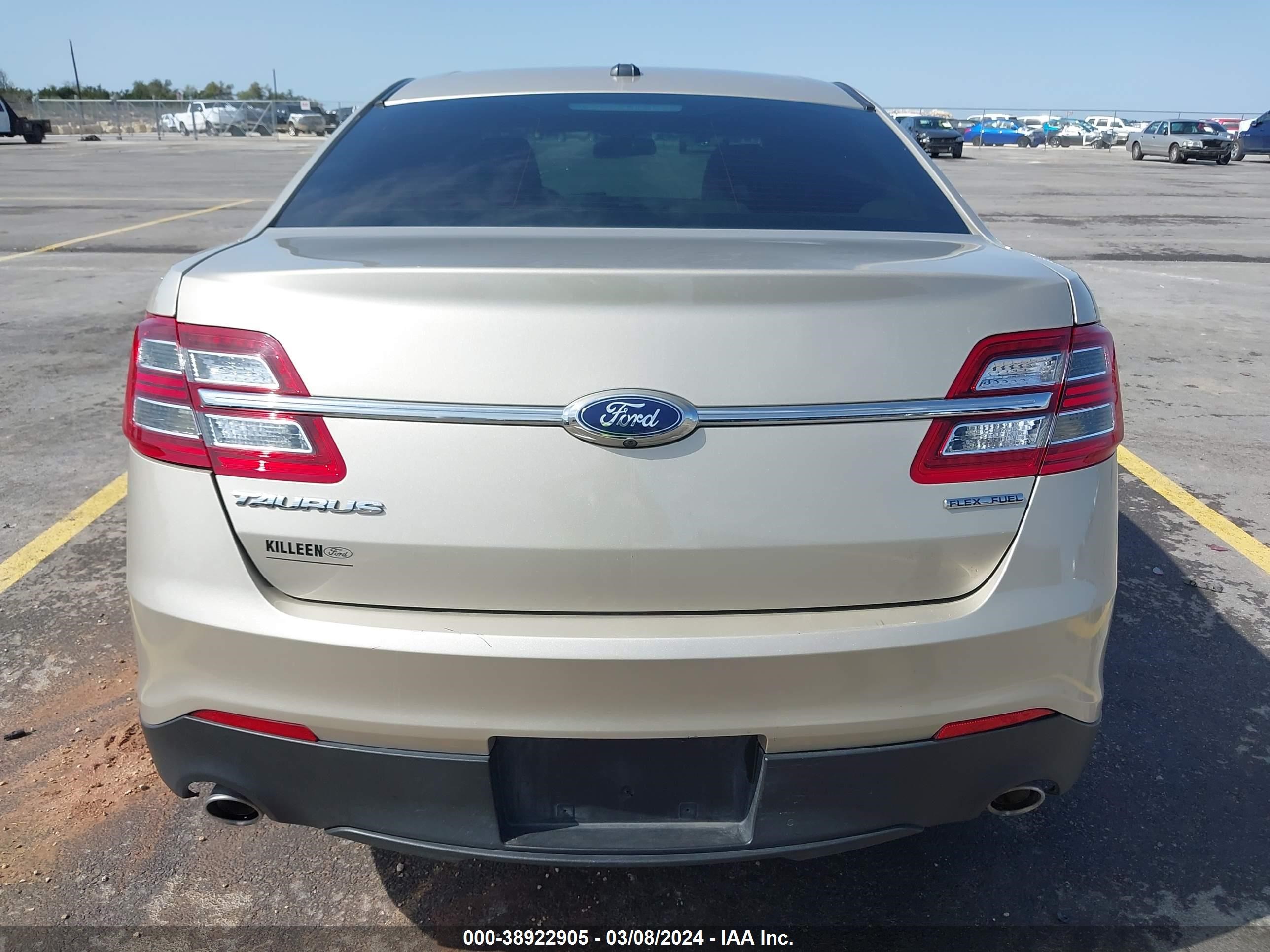 2018 Ford Taurus Se vin: 1FAHP2D81JG134685