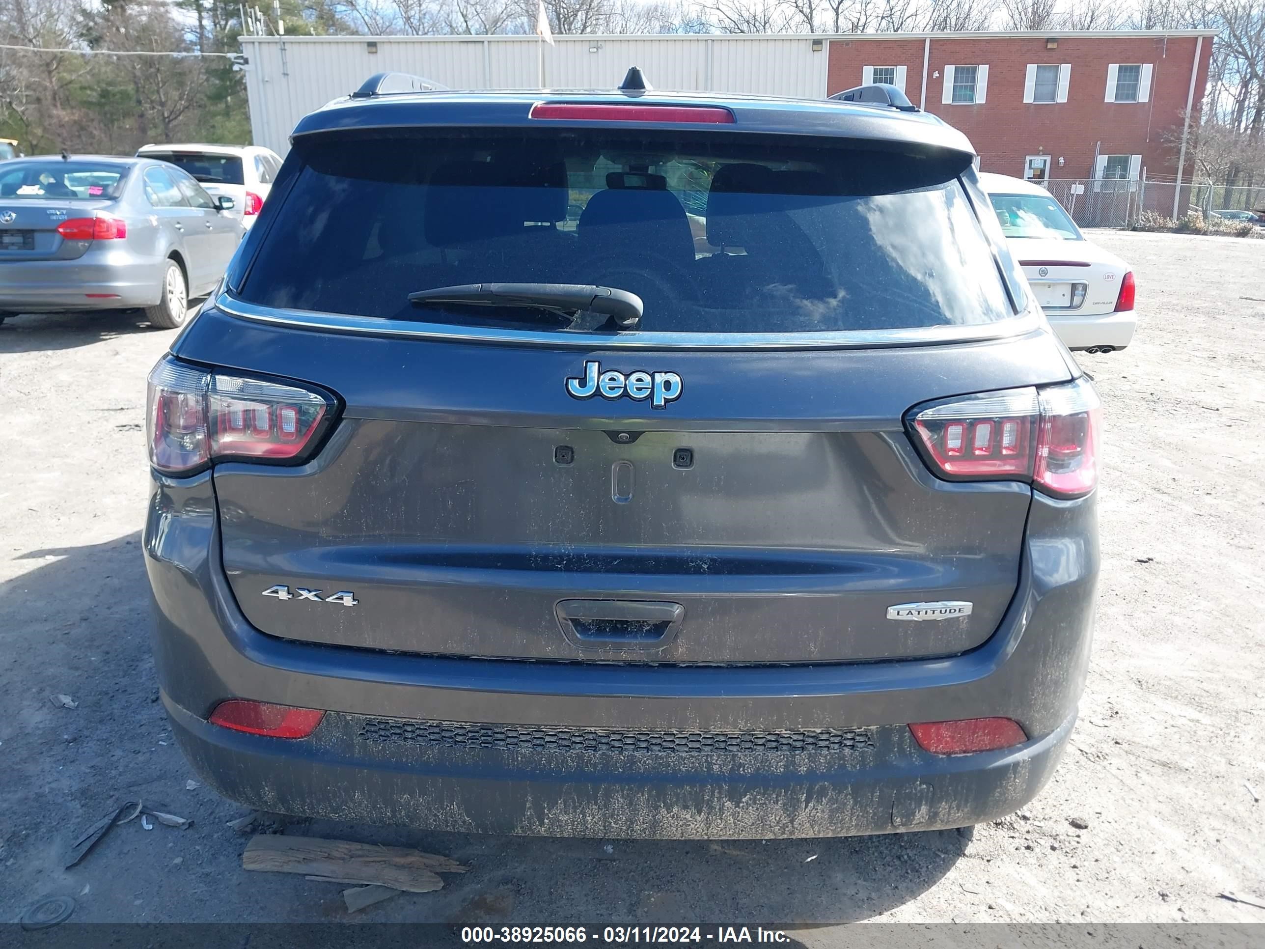 2021 Jeep Compass Latitude 4X4 vin: 3C4NJDBB1MT545111