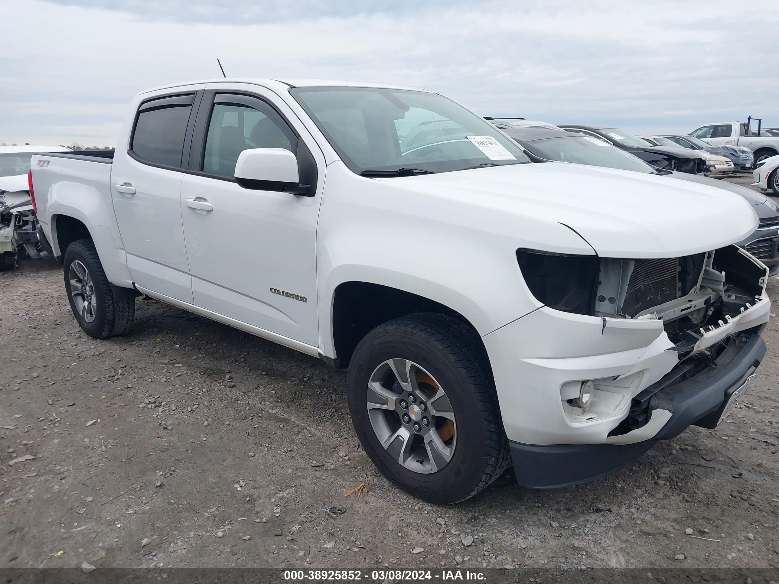 2018 Chevrolet Colorado Z71 vin: 1GCGTDEN5J1242361