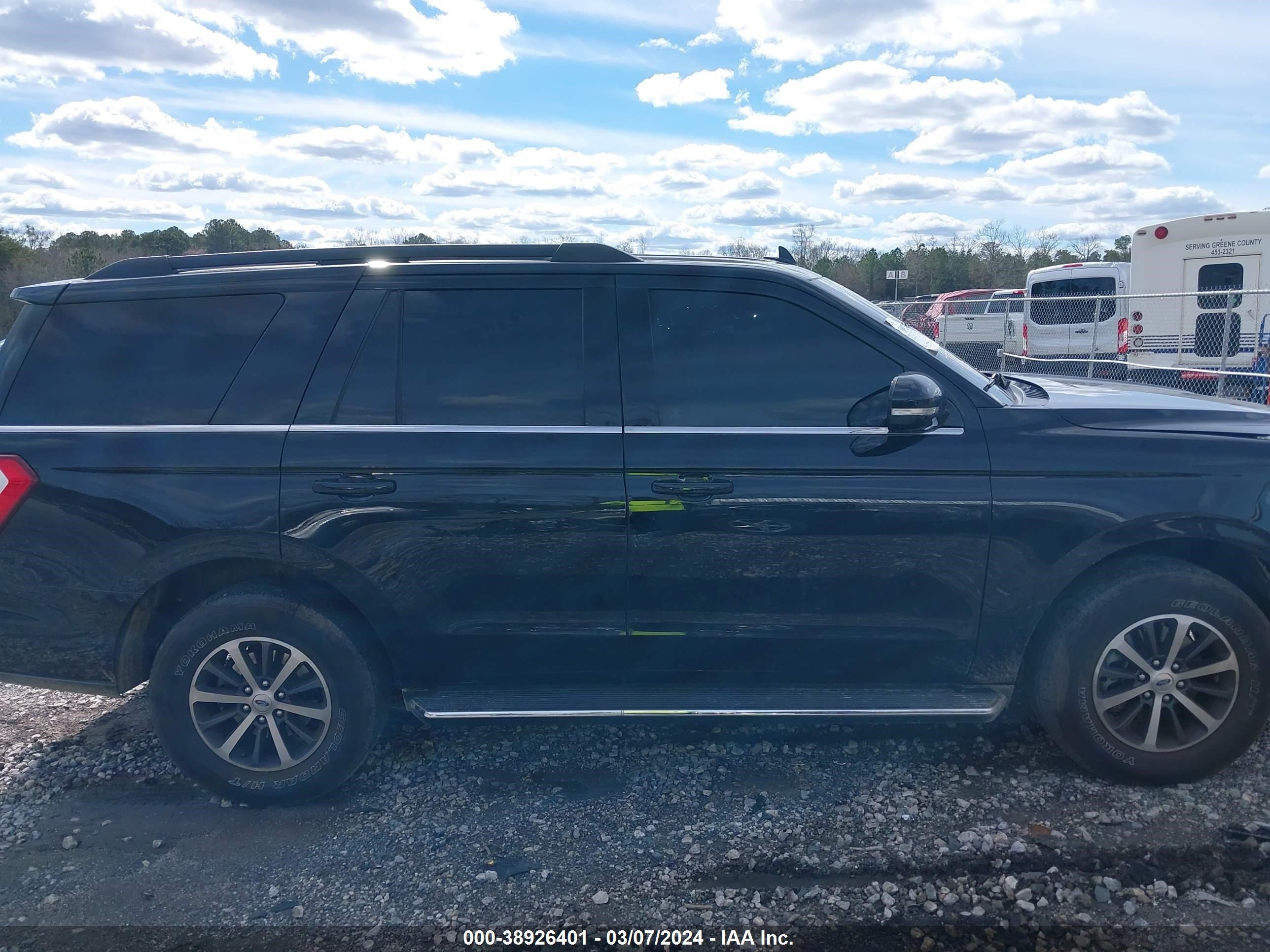 2019 Ford Expedition Xlt vin: 1FMJU1HT6KEA08151