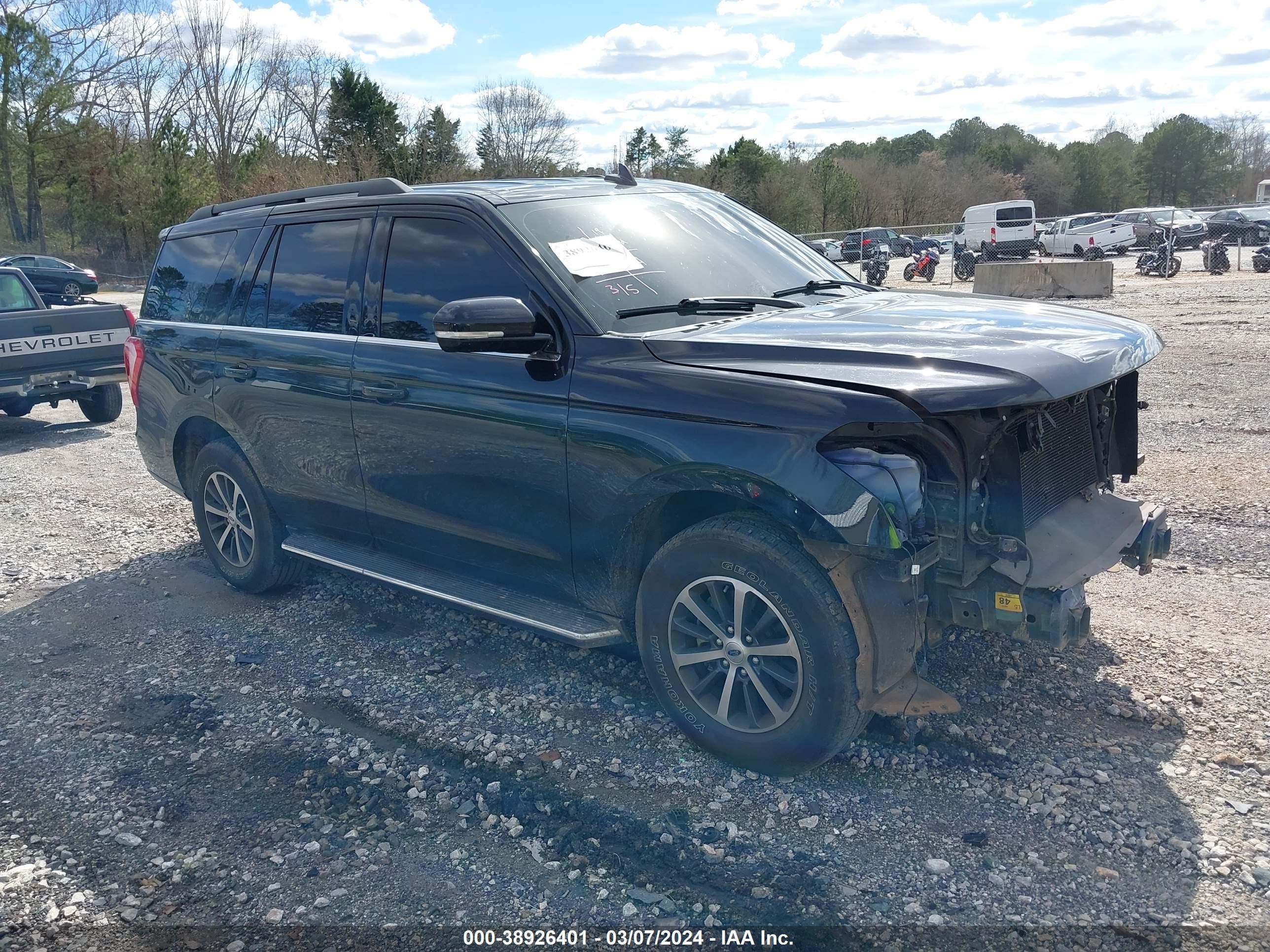 2019 Ford Expedition Xlt vin: 1FMJU1HT6KEA08151