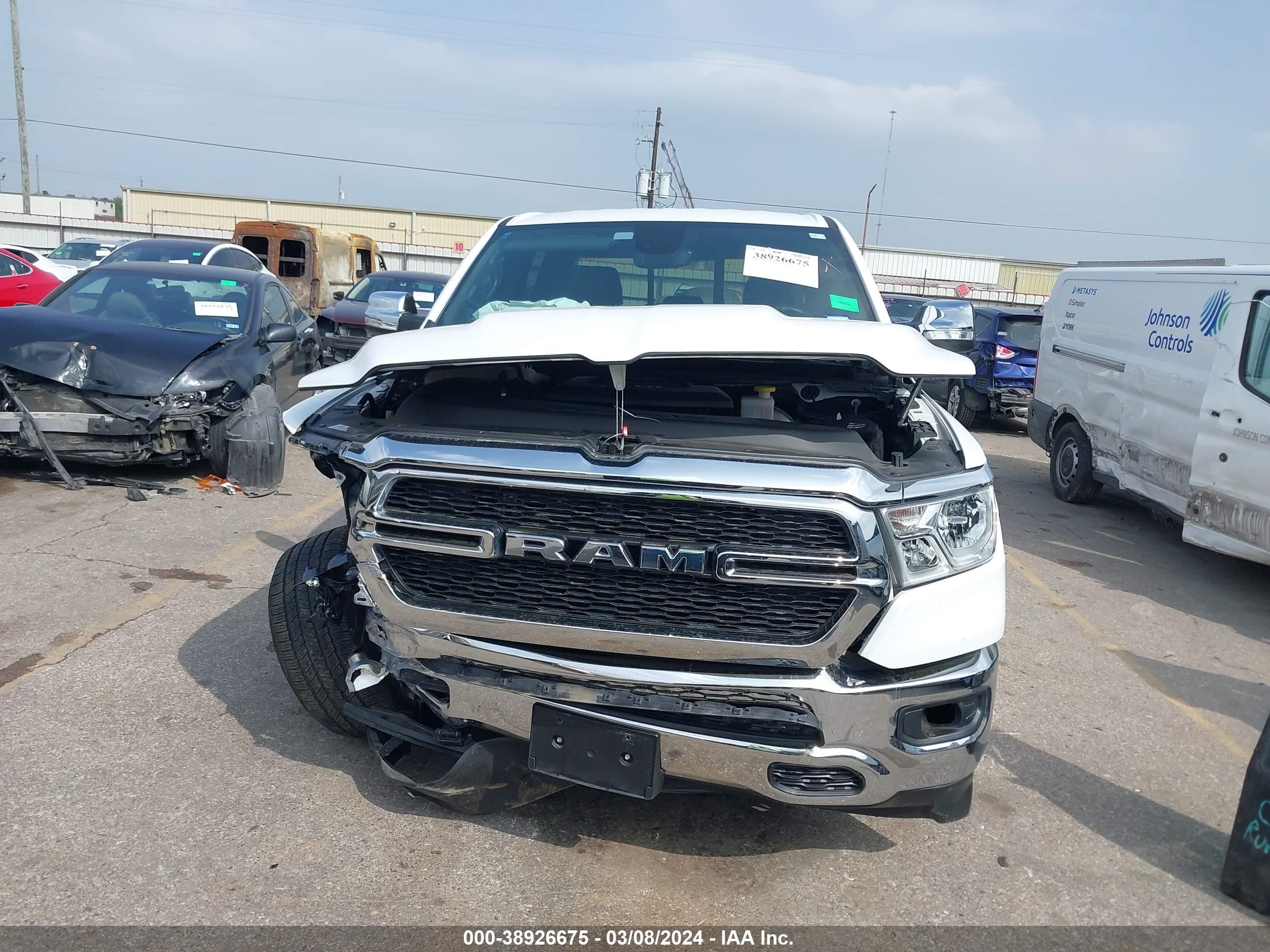 2022 Ram 1500 vin: 1C6RREFM8NN452543