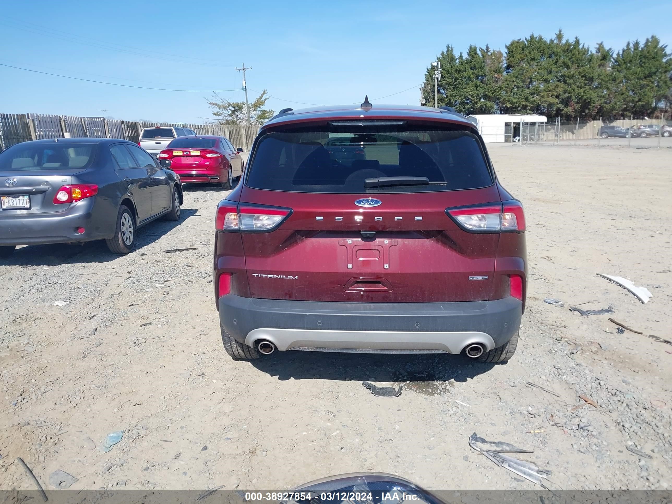 2021 Ford Escape Titanium Hybrid vin: 1FMCU9DZ2MUA85724