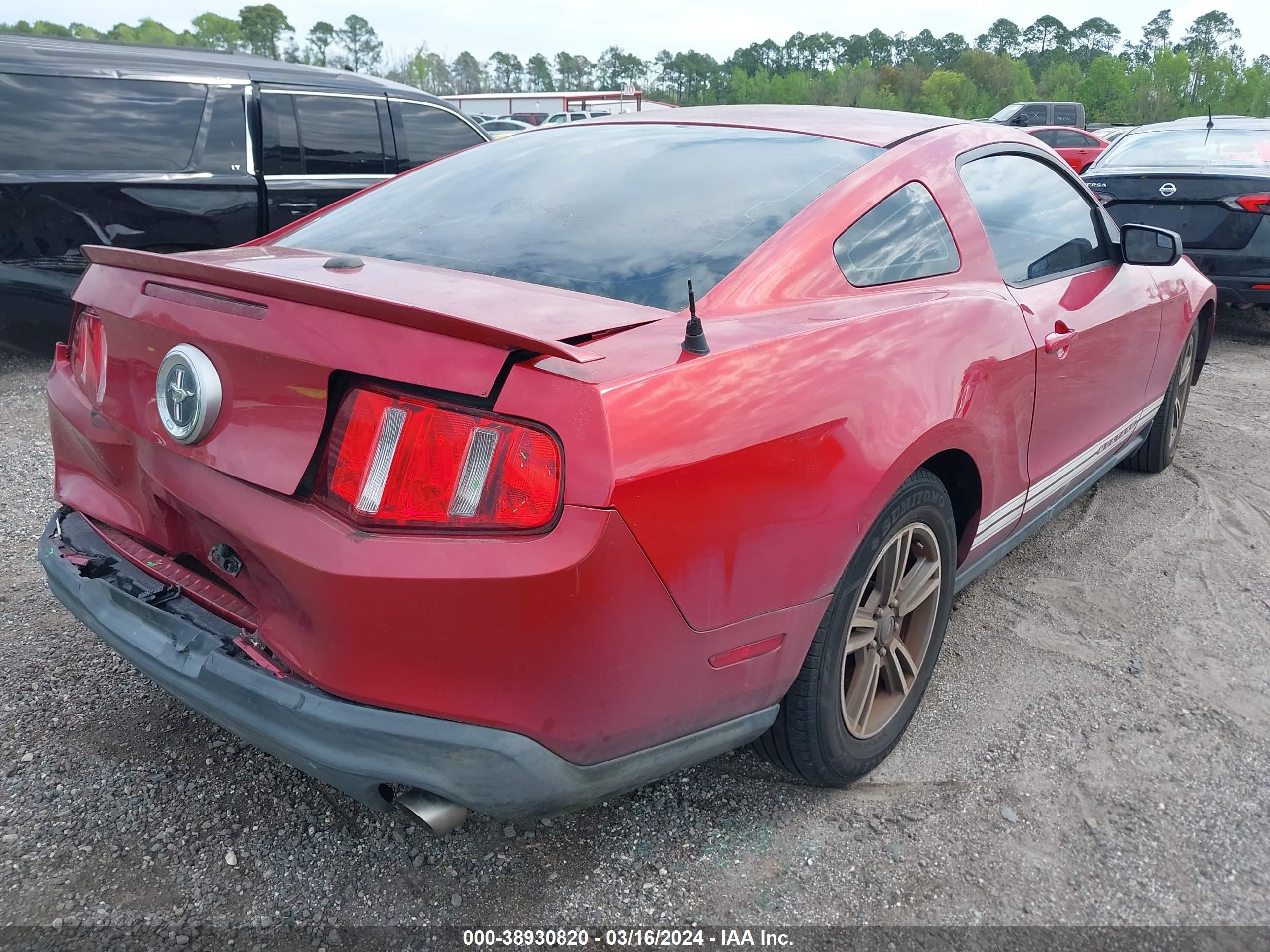 2012 Ford Mustang V6 Premium vin: 1ZVBP8AM8C5226814