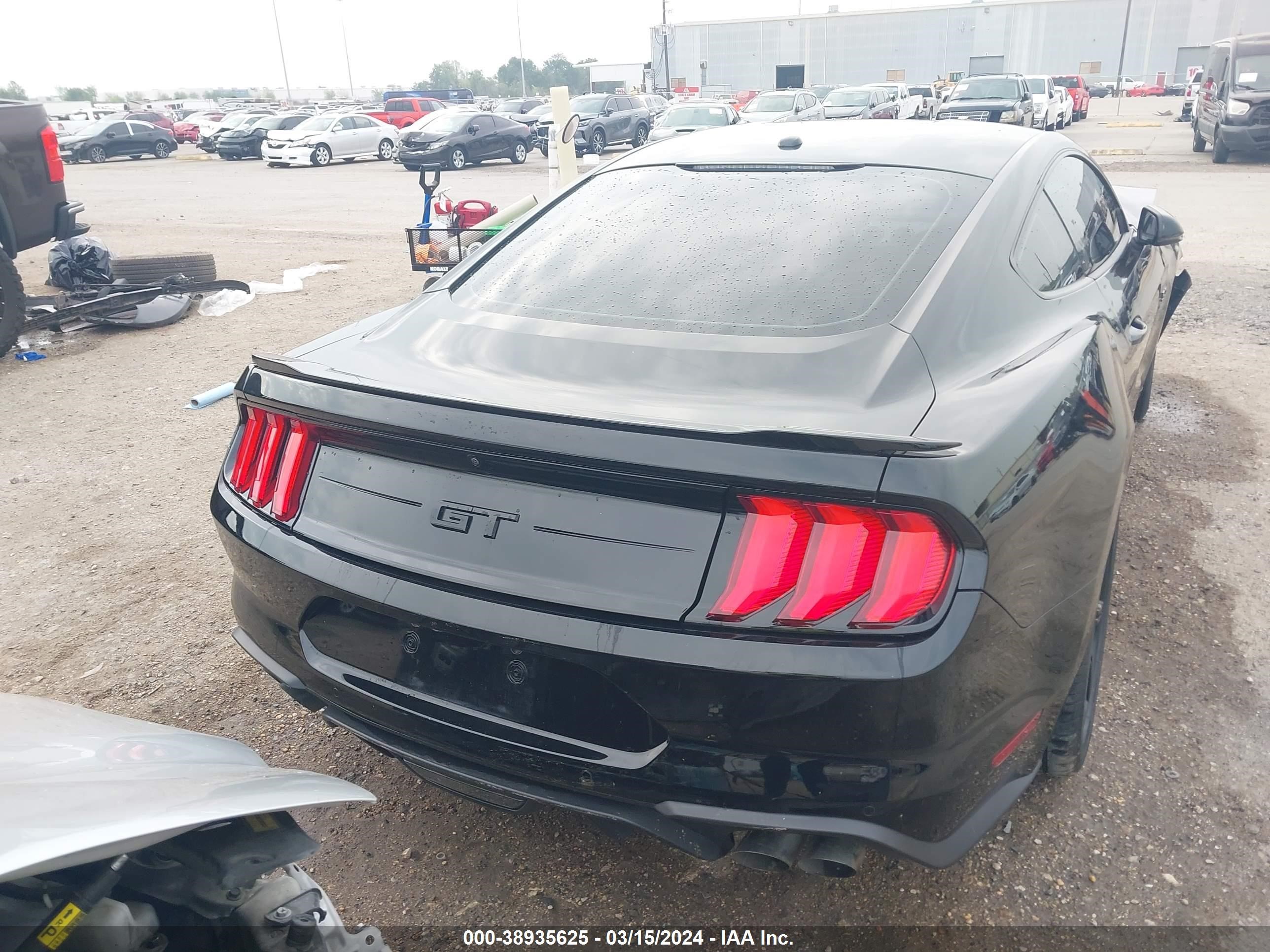 2020 Ford Mustang Gt Premium Fastback vin: 1FA6P8CF3L5135619