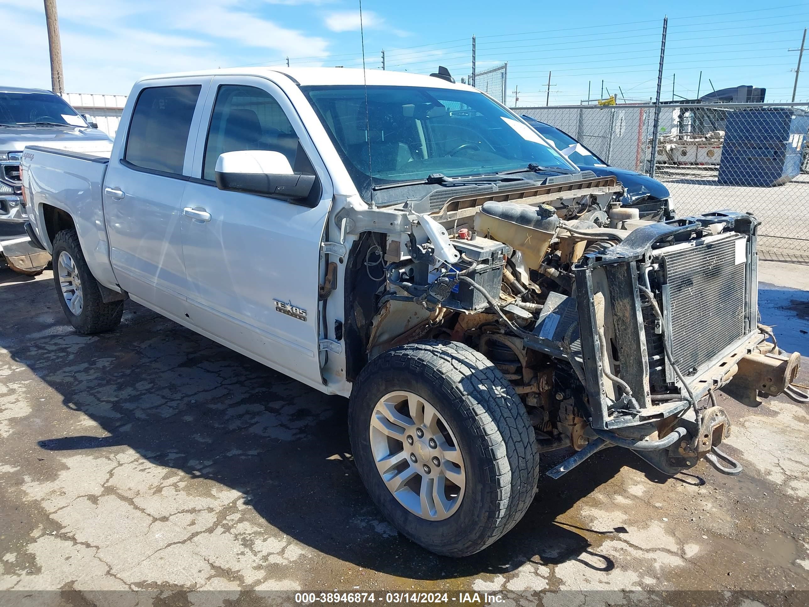 2018 Chevrolet Silverado 1500 1Lt vin: 3GCUKREC8JG425918