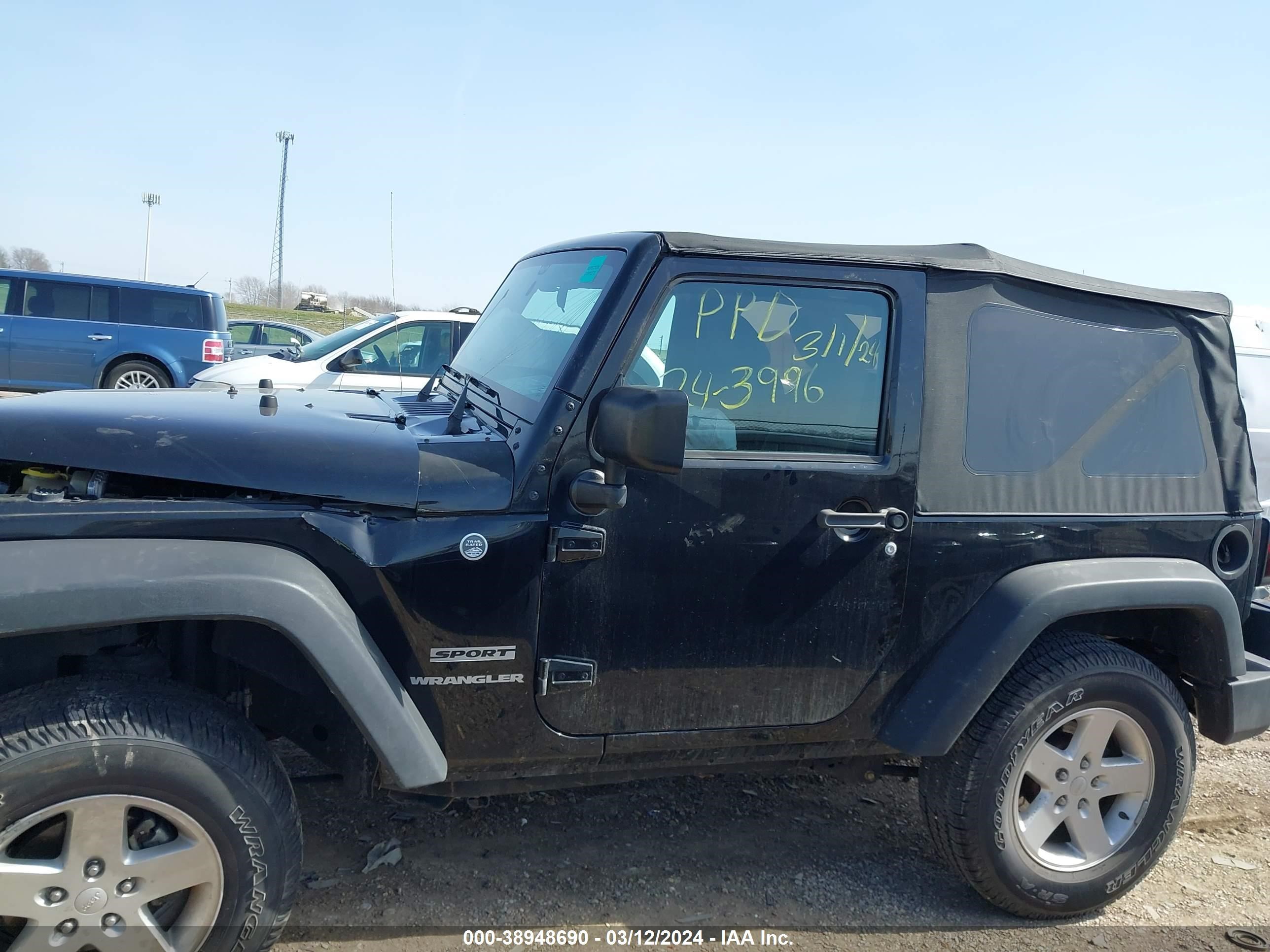 2016 Jeep Wrangler Sport vin: 1C4GJWAG3GL262601