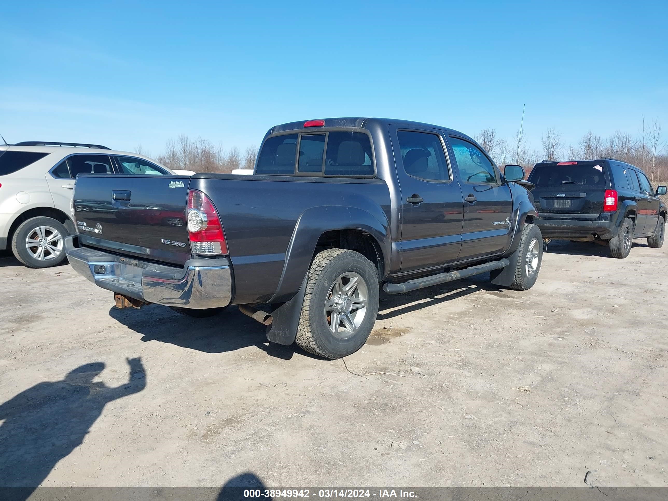 2013 Toyota Tacoma Base V6 vin: 5TFLU4EN1DX066096