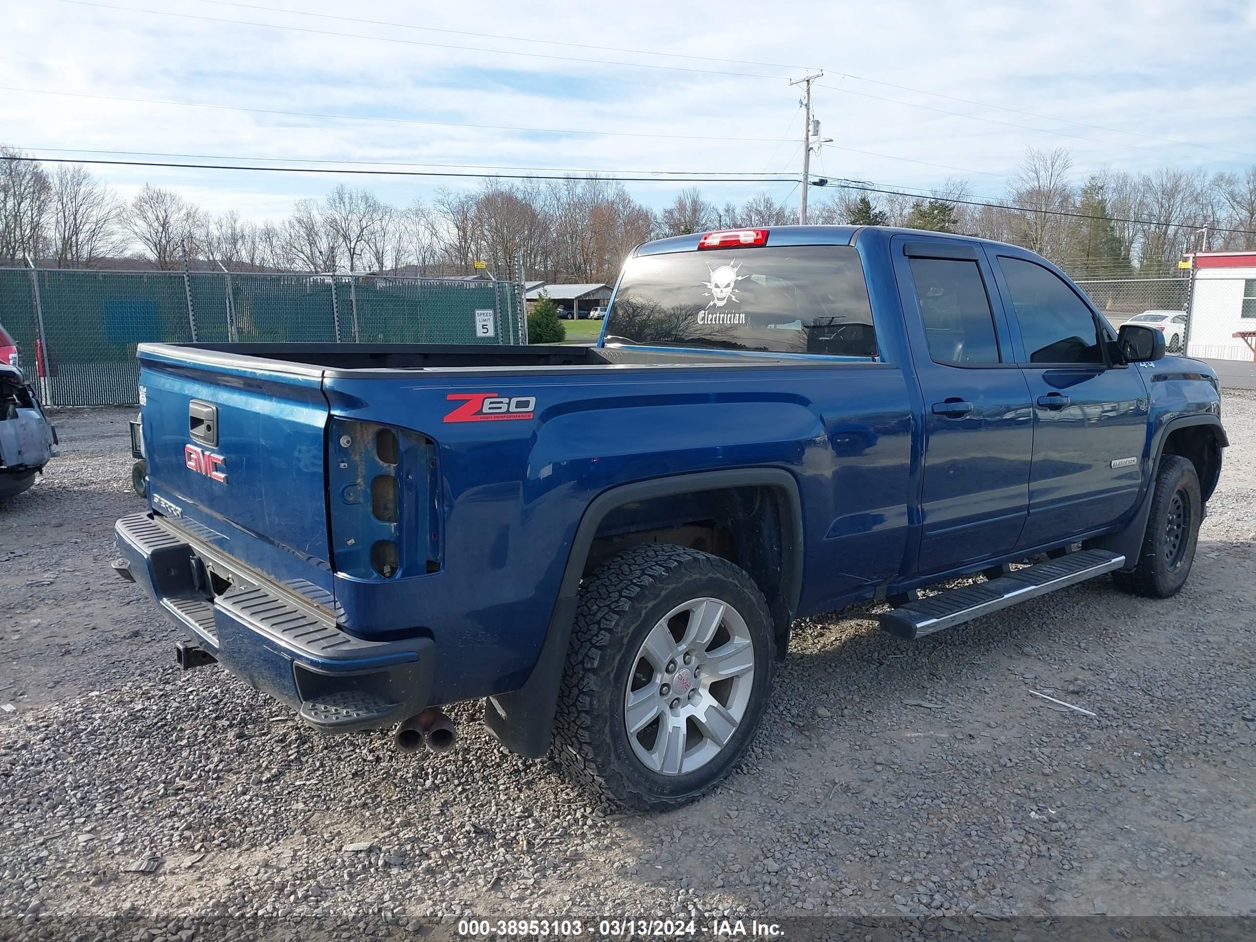 2017 GMC Sierra 1500 vin: 1GTV2LEC2HZ243093