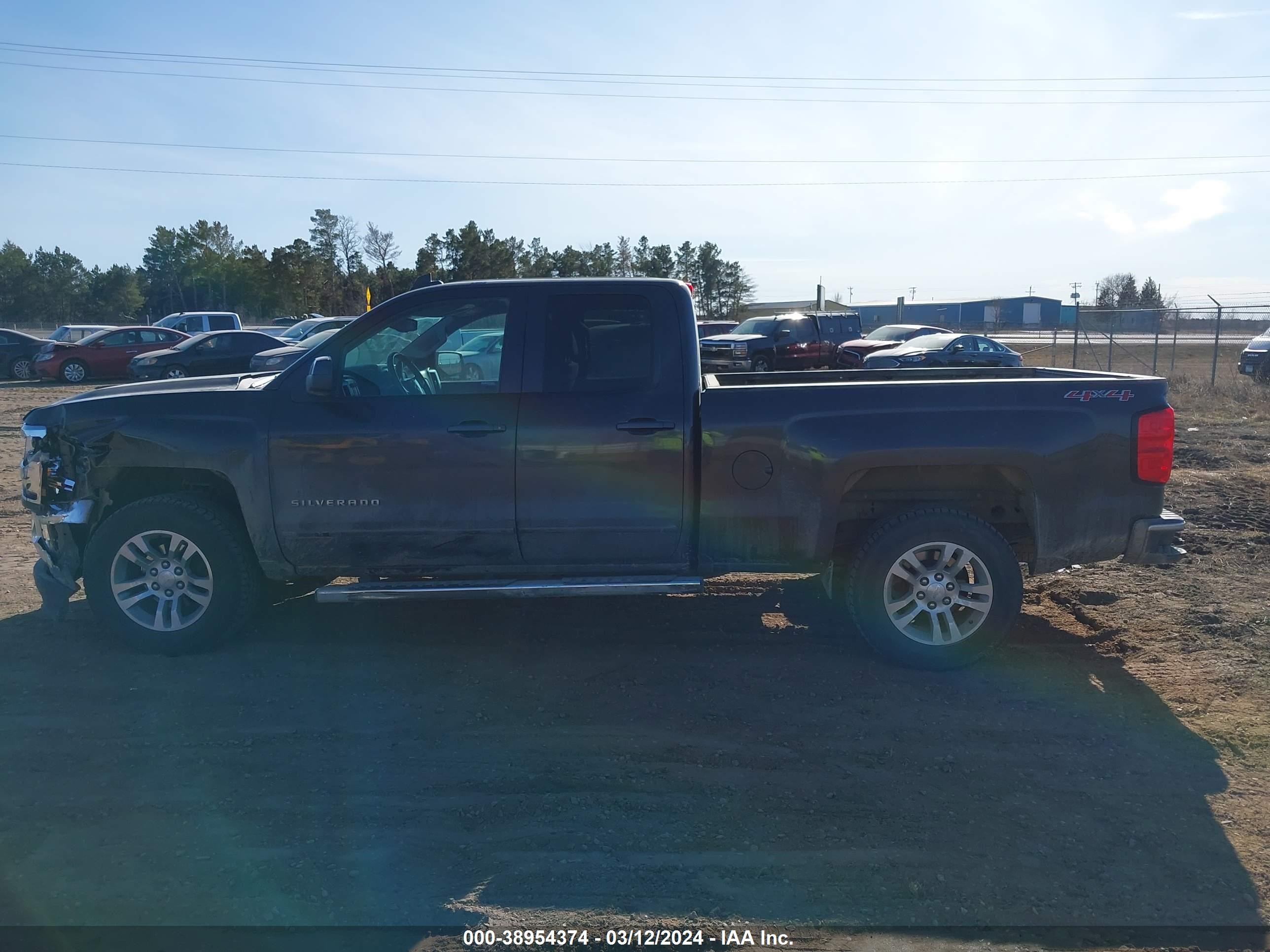 2016 Chevrolet Silverado 1500 1Lt vin: 1GCVKREC8GZ164111