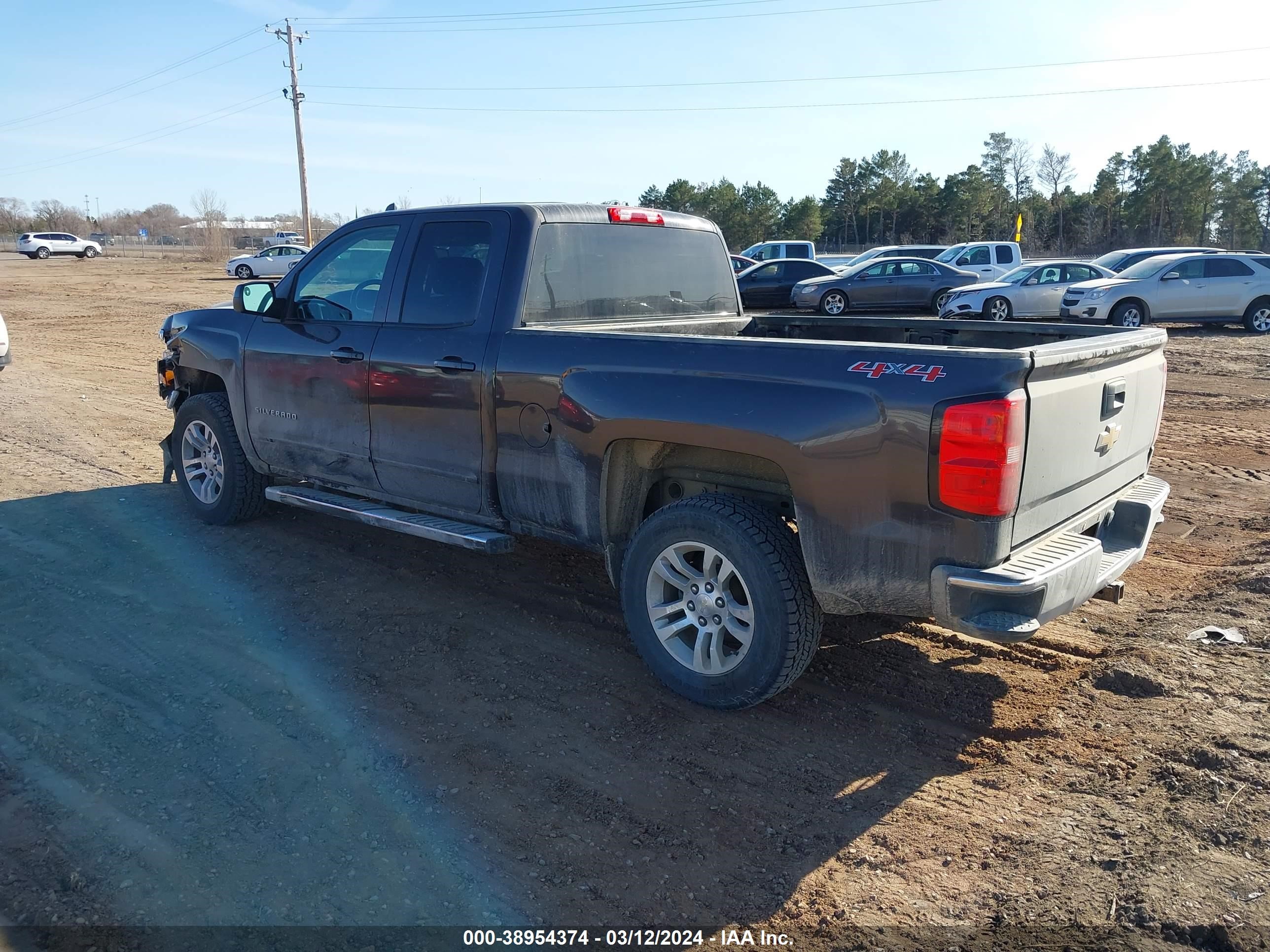 2016 Chevrolet Silverado 1500 1Lt vin: 1GCVKREC8GZ164111