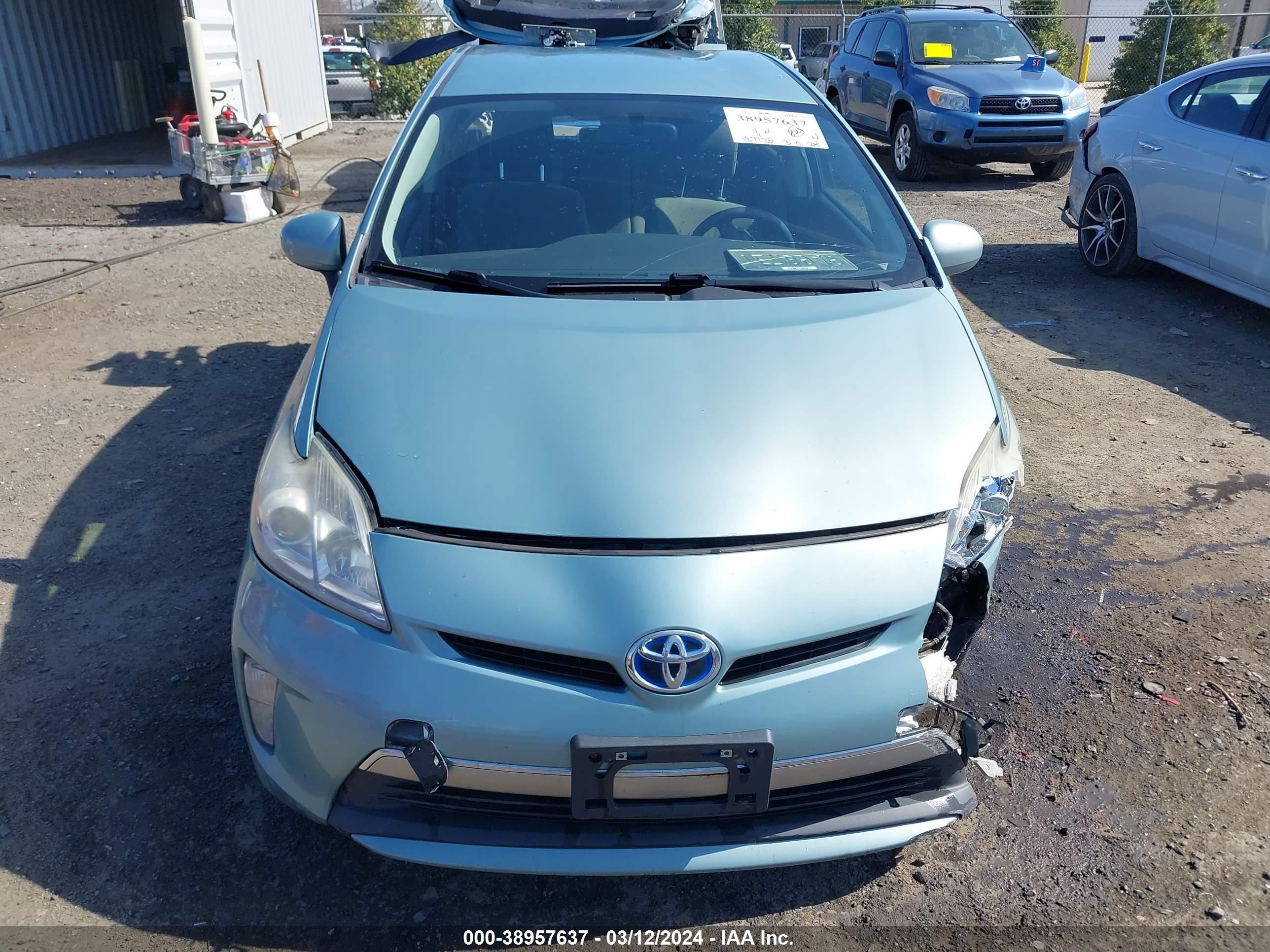 2014 Toyota Prius Plug-In vin: JTDKN3DP7E3050046