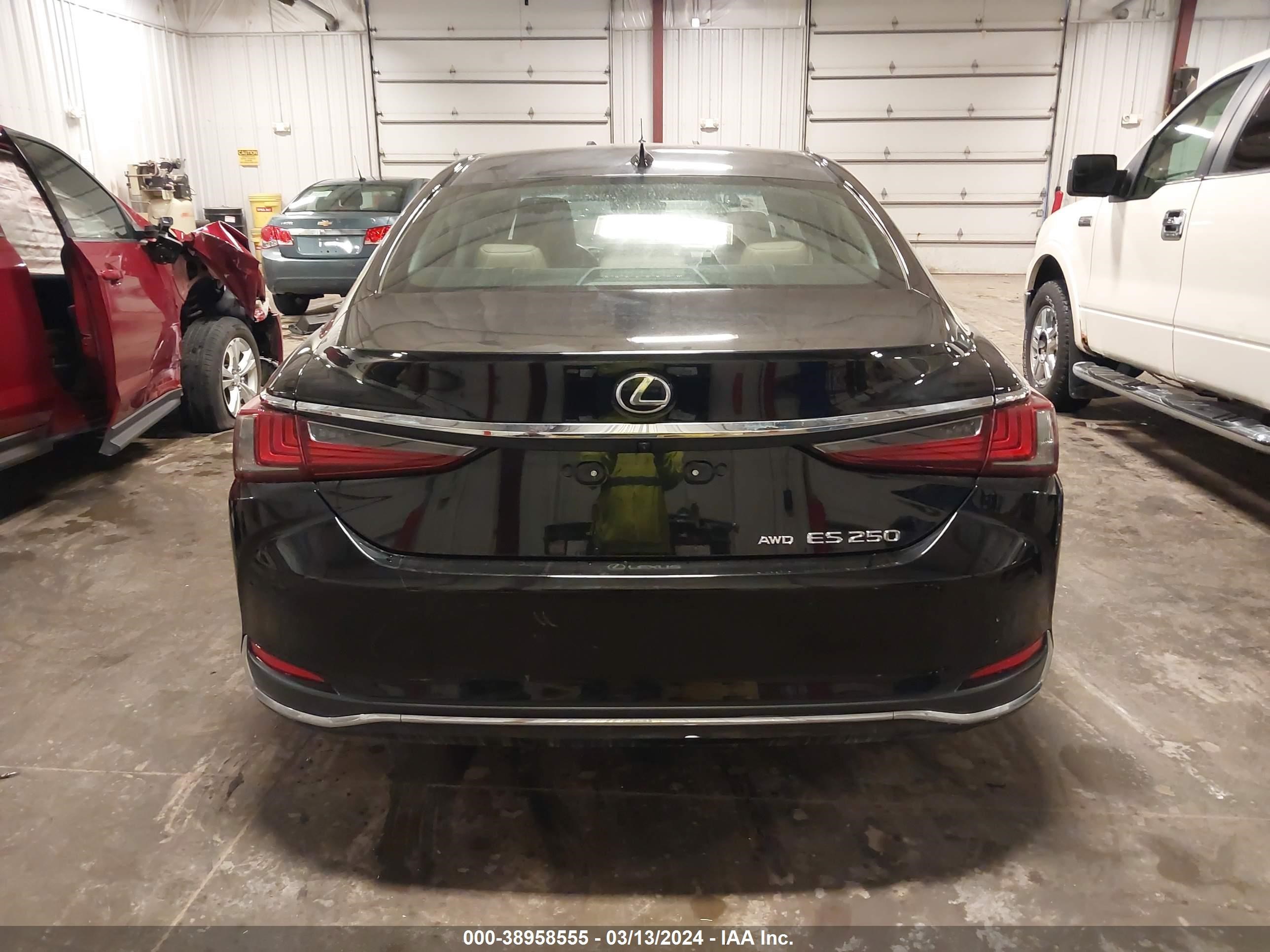 2021 Lexus Es 250 vin: 58AD11D11MU003595