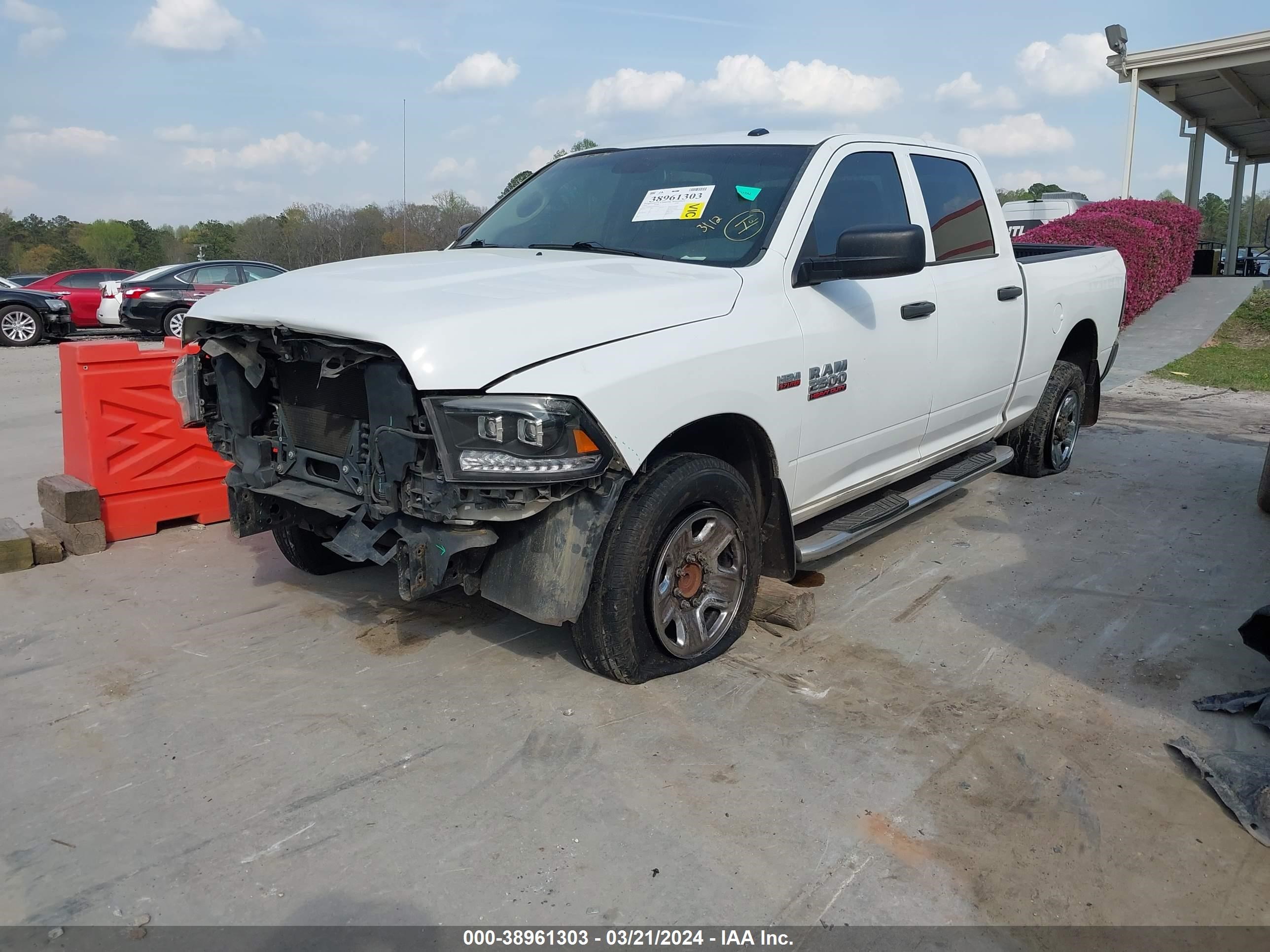 2015 Ram 2500 Tradesman vin: 3C6TR4CT4FG638327