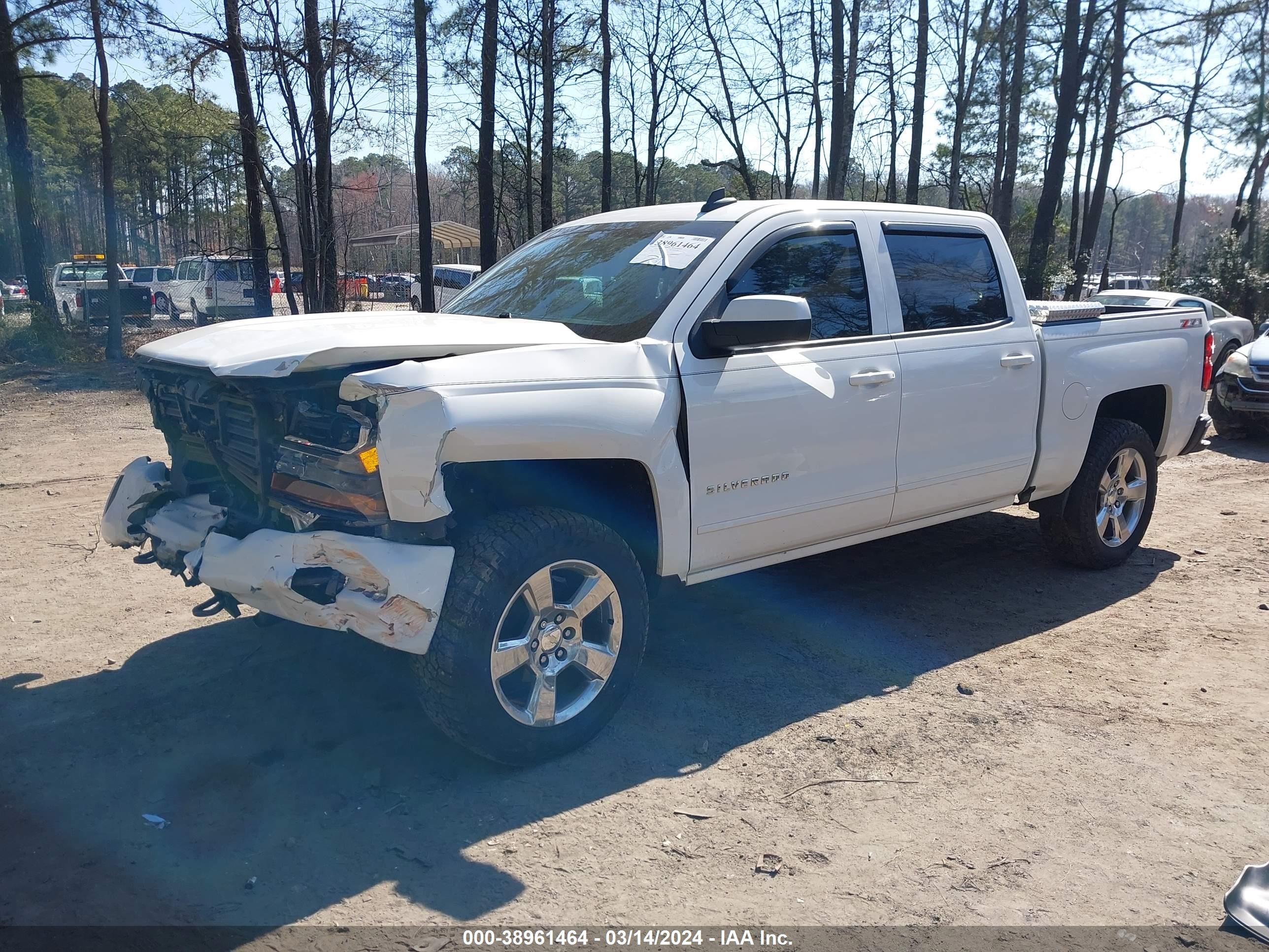 2017 Chevrolet Silverado 1500 2Lt vin: 3GCUKREC2HG234408