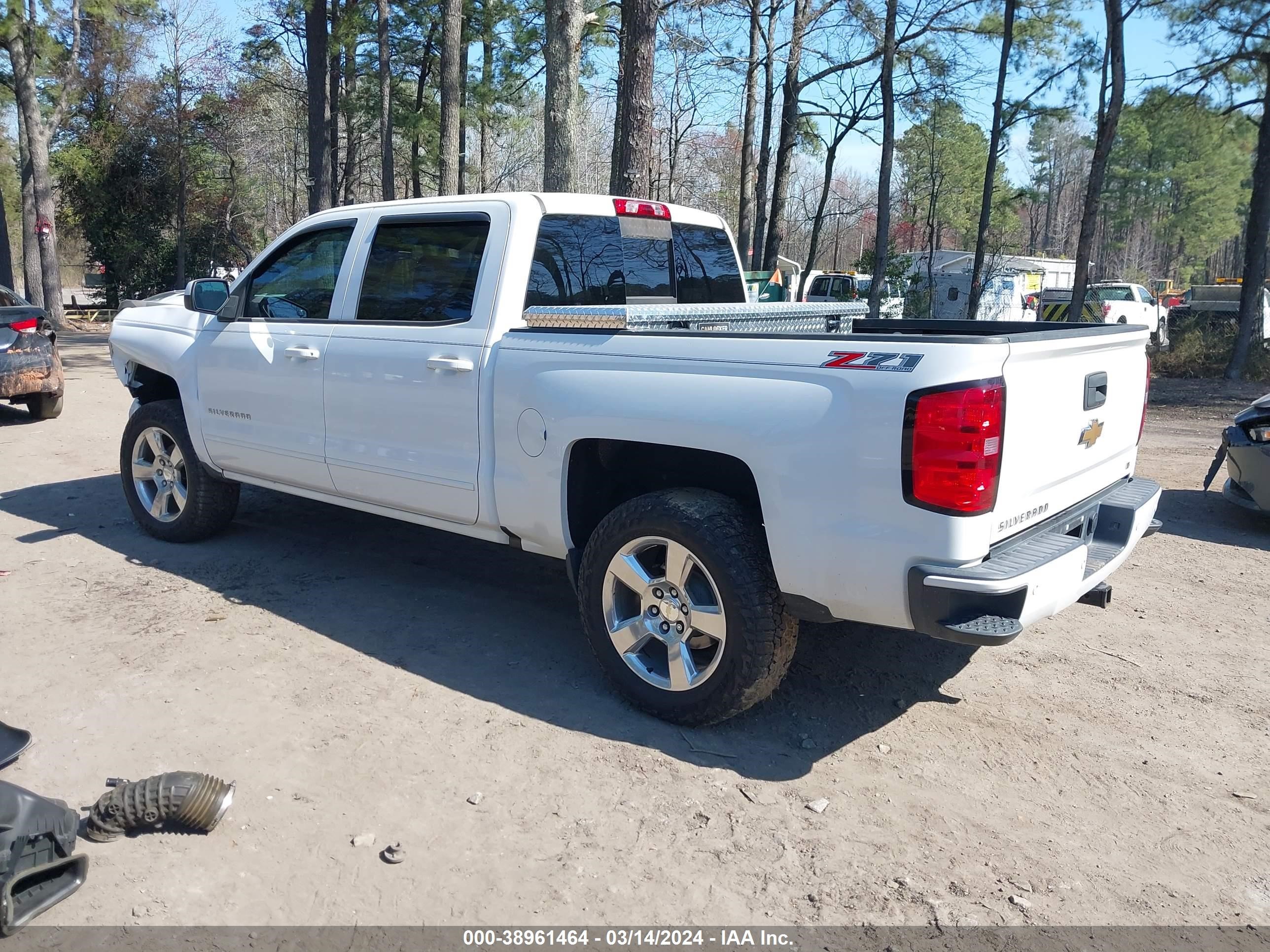 2017 Chevrolet Silverado 1500 2Lt vin: 3GCUKREC2HG234408