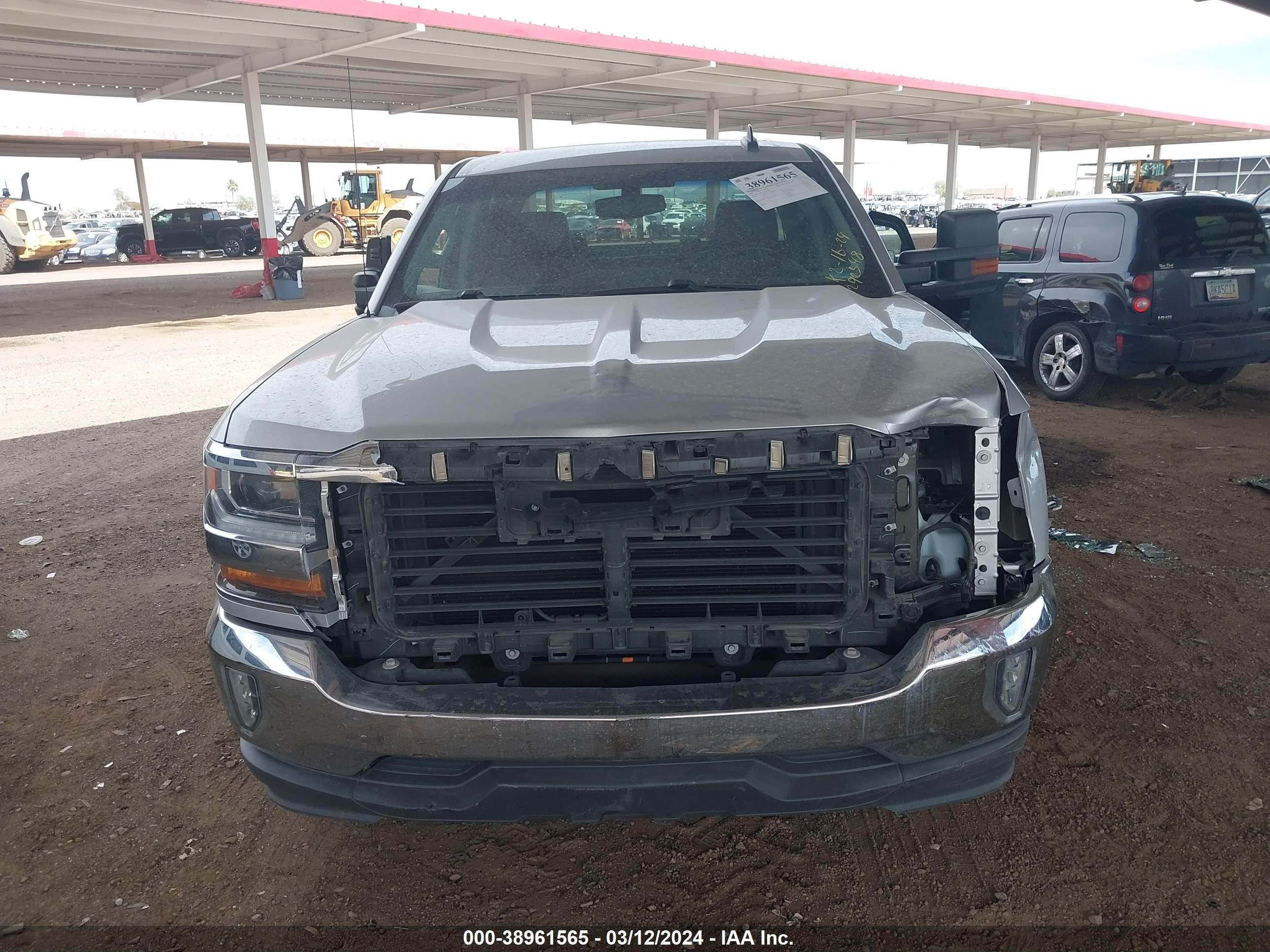 2017 Chevrolet Silverado 1500 1Lt vin: 3GCPCREC0HG292348