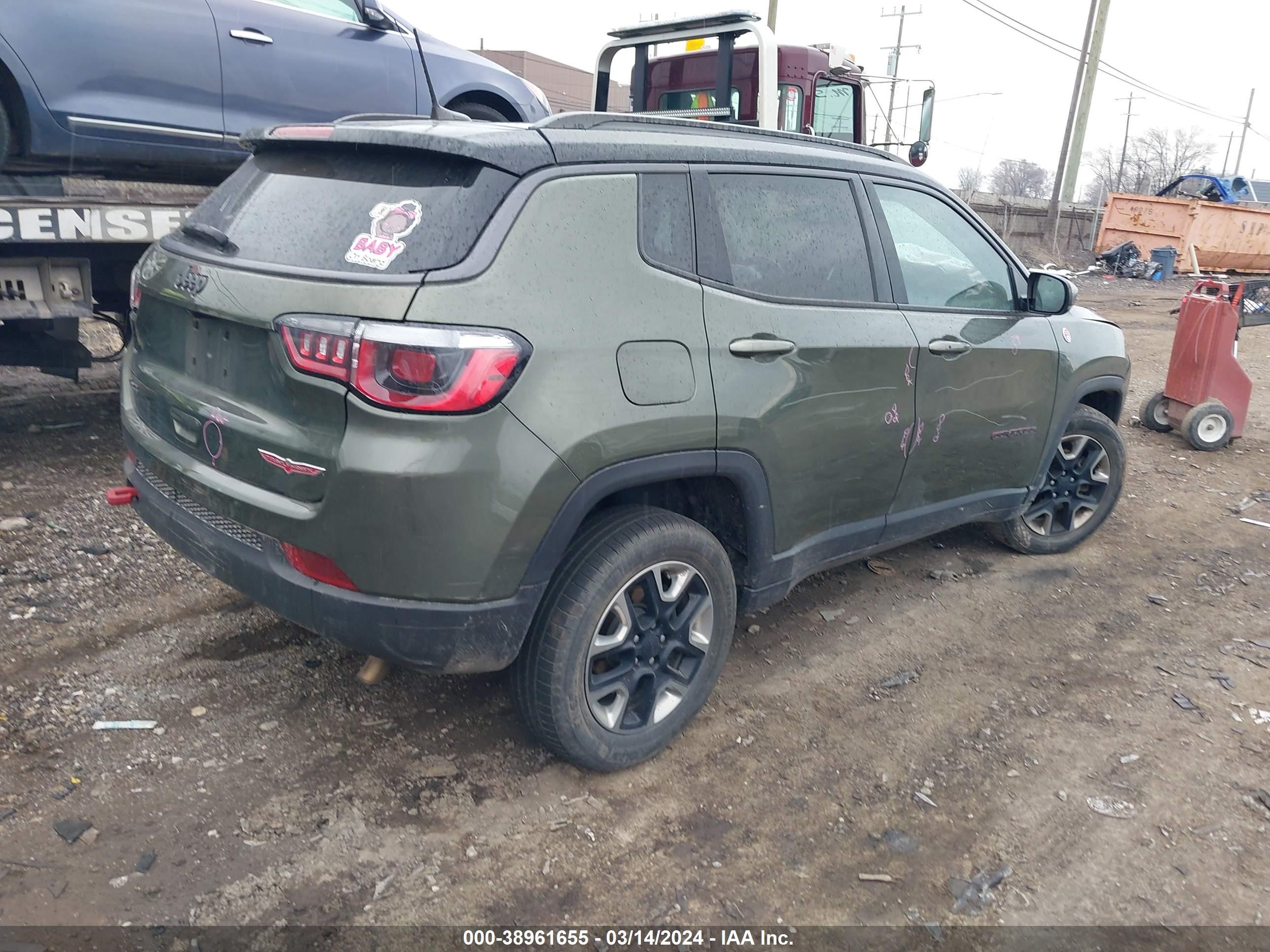 2018 Jeep Compass Trailhawk 4X4 vin: 3C4NJDDB6JT410389