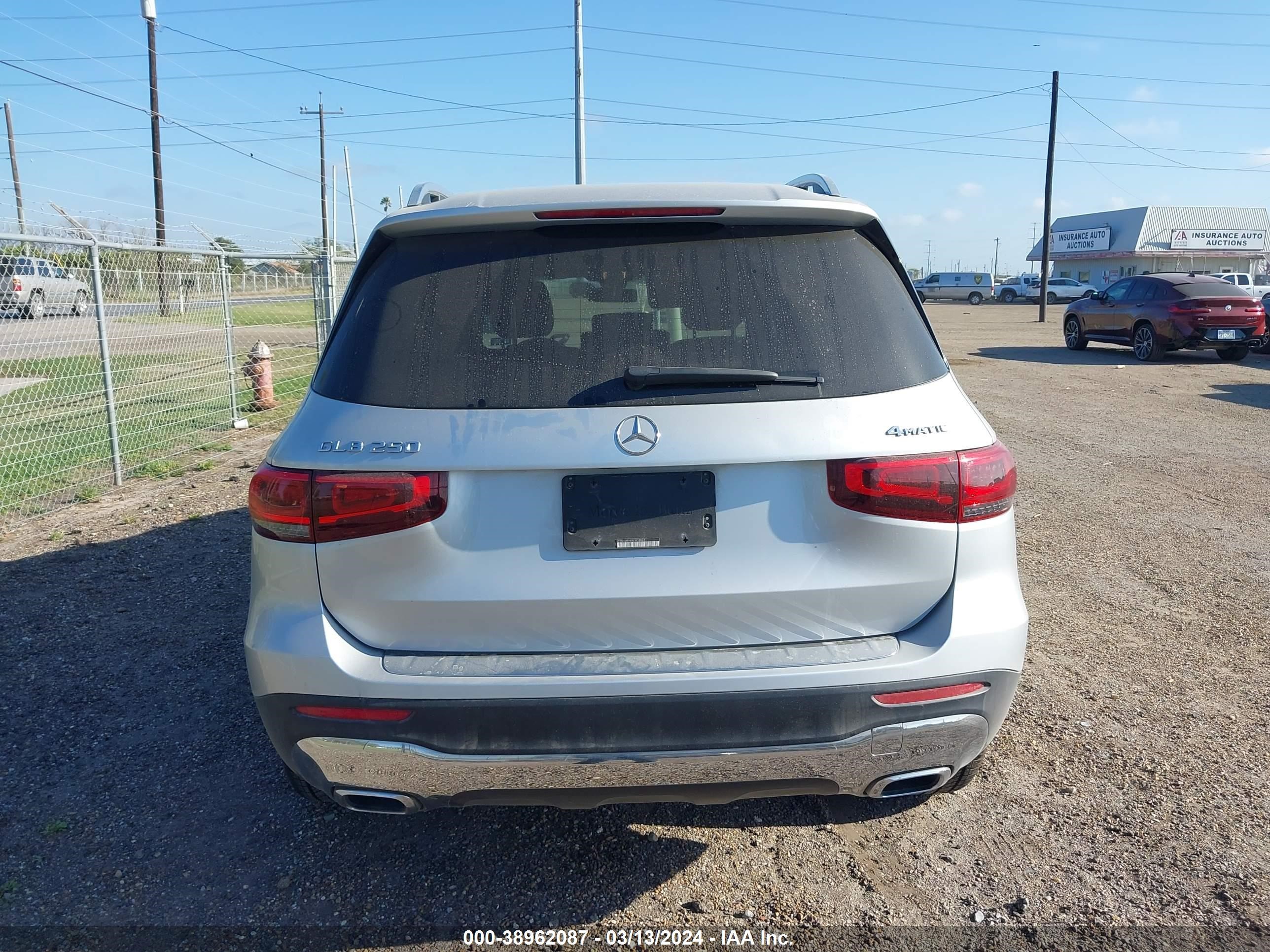 2020 Mercedes-Benz Glb 250 4Matic vin: W1N4M4HB5LW028261