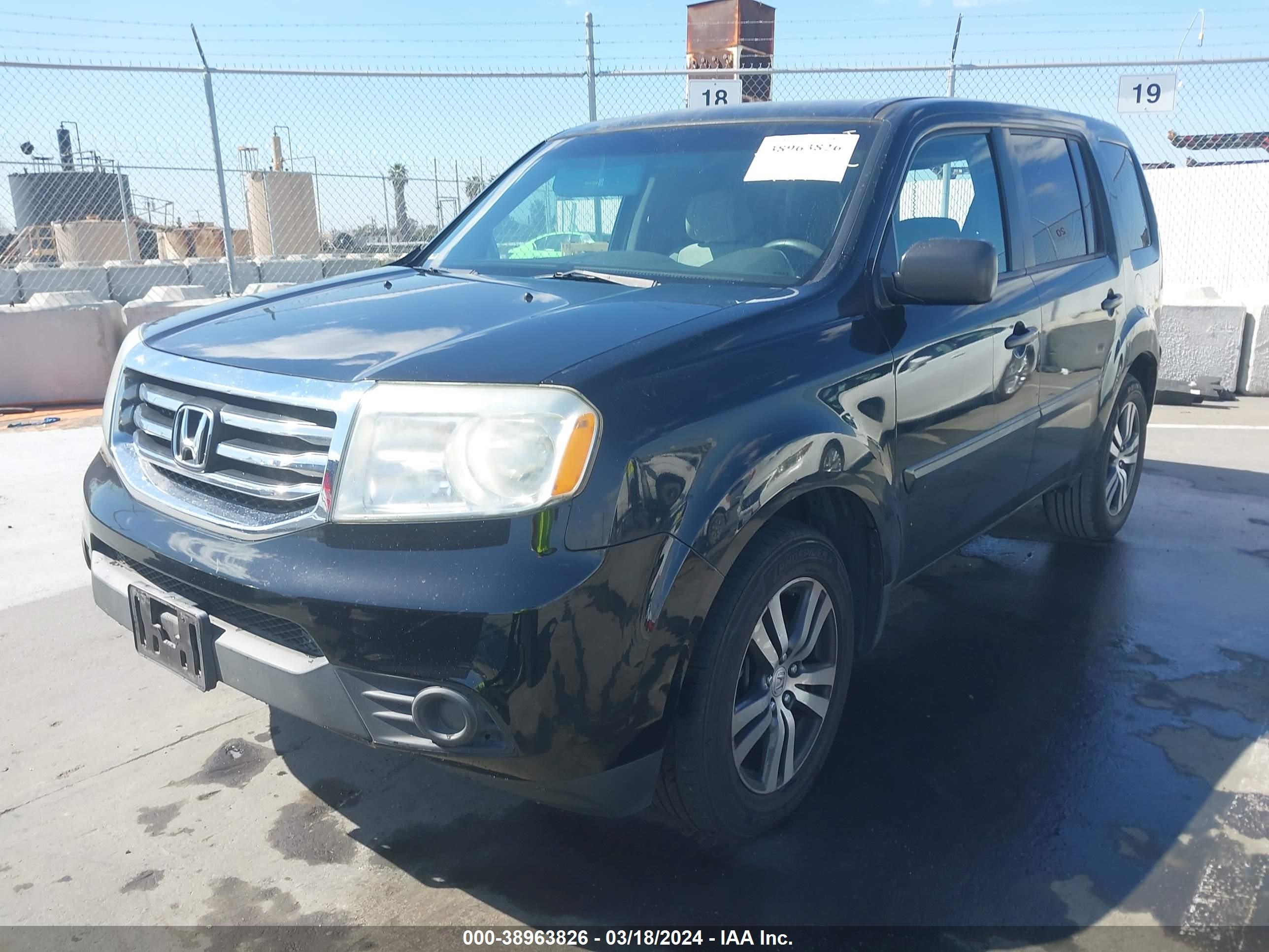 2012 Honda Pilot Lx vin: 5FNYF3H21CB004590