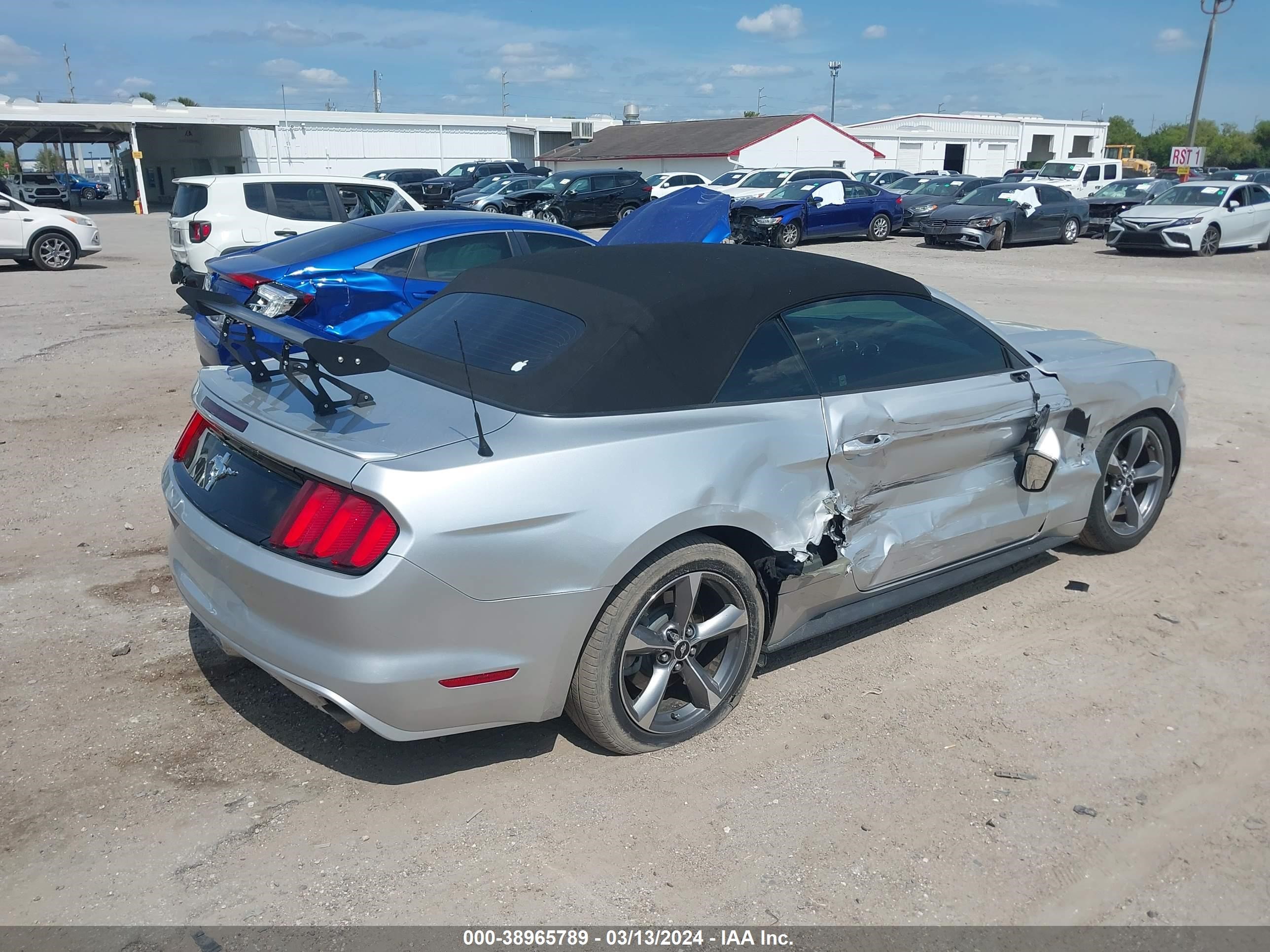 2015 Ford Mustang V6 vin: 1FATP8EM0F5335795