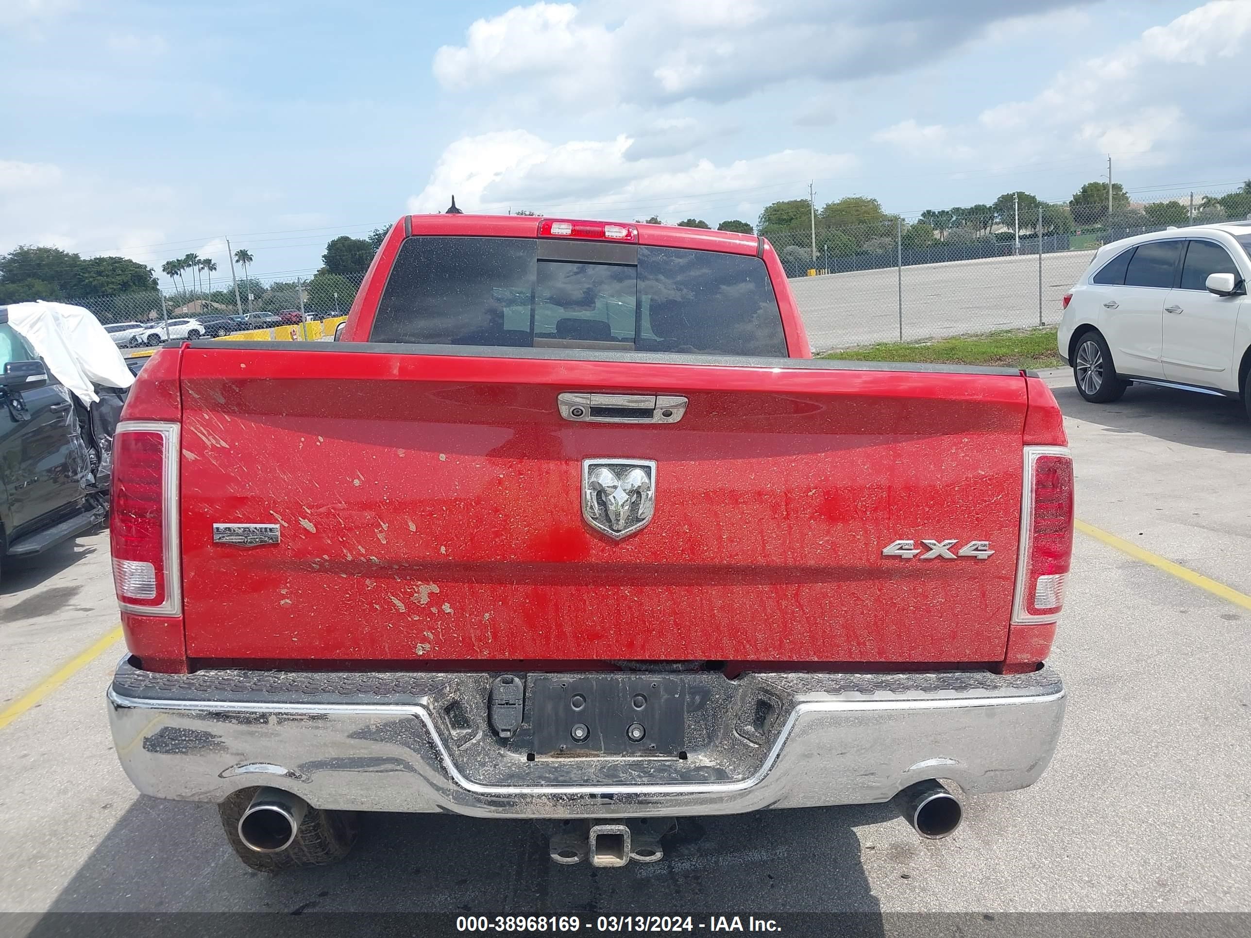 2014 Ram 1500 Laramie vin: 1C6RR7NT1ES126668