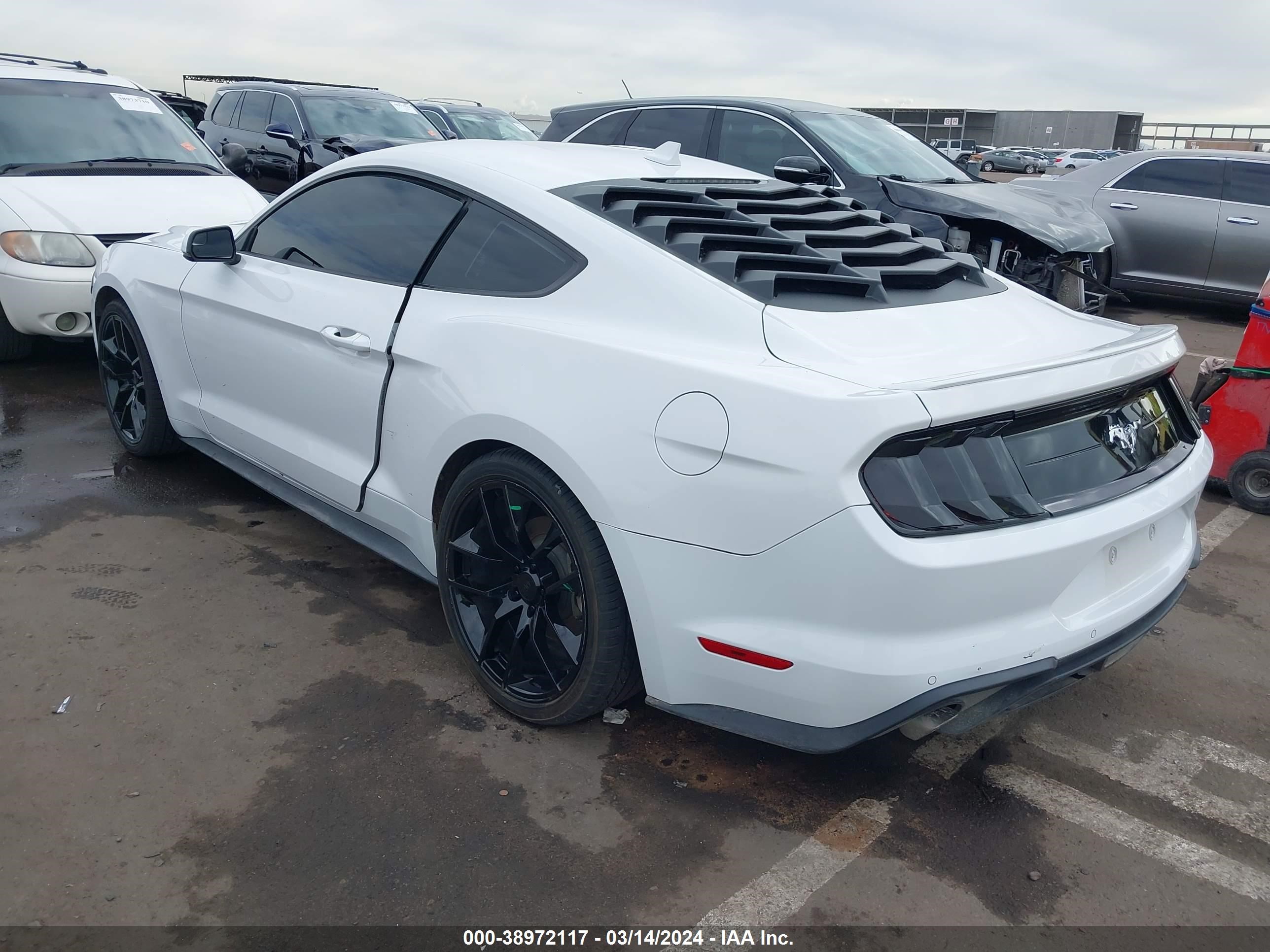 2020 Ford Mustang Ecoboost Premium Fastback vin: 1FA6P8TH7L5137021