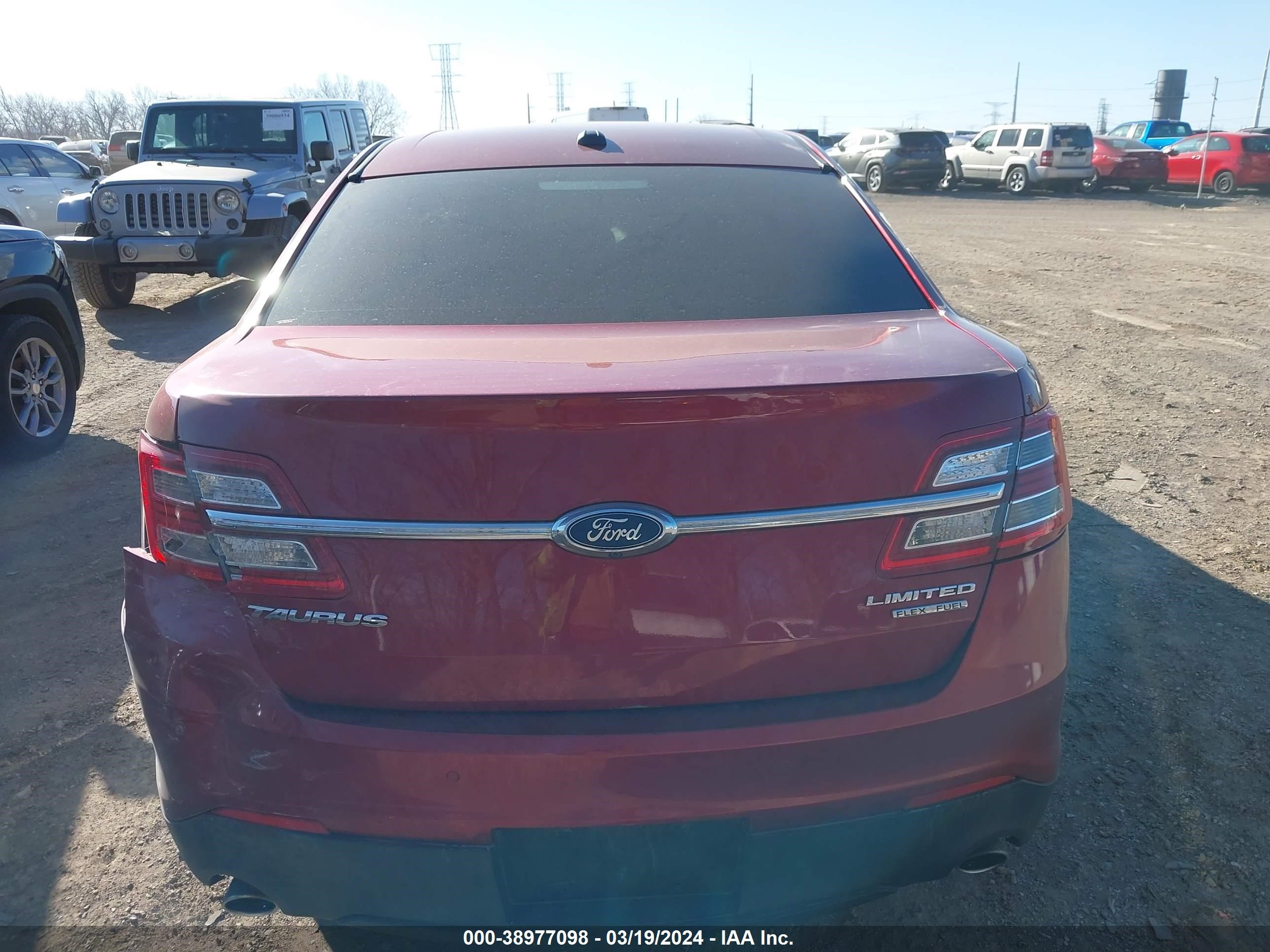 2017 Ford Taurus Limited vin: 1FAHP2F85HG110588