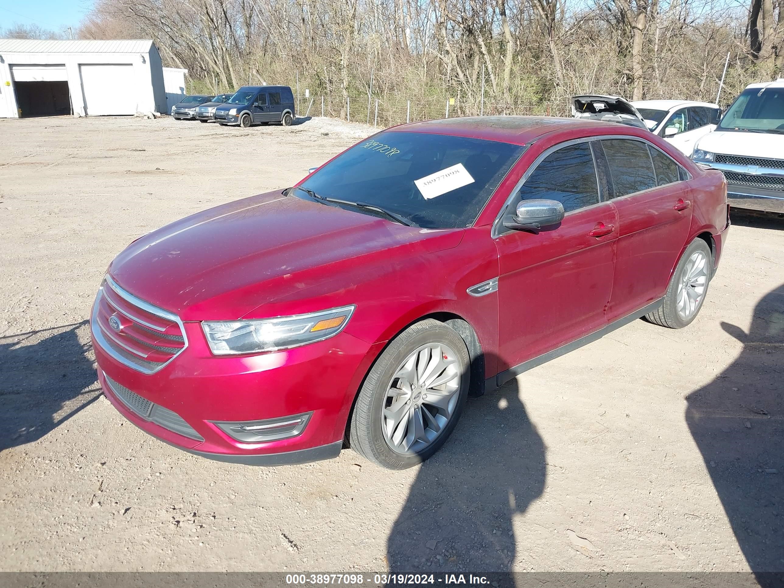 2017 Ford Taurus Limited vin: 1FAHP2F85HG110588