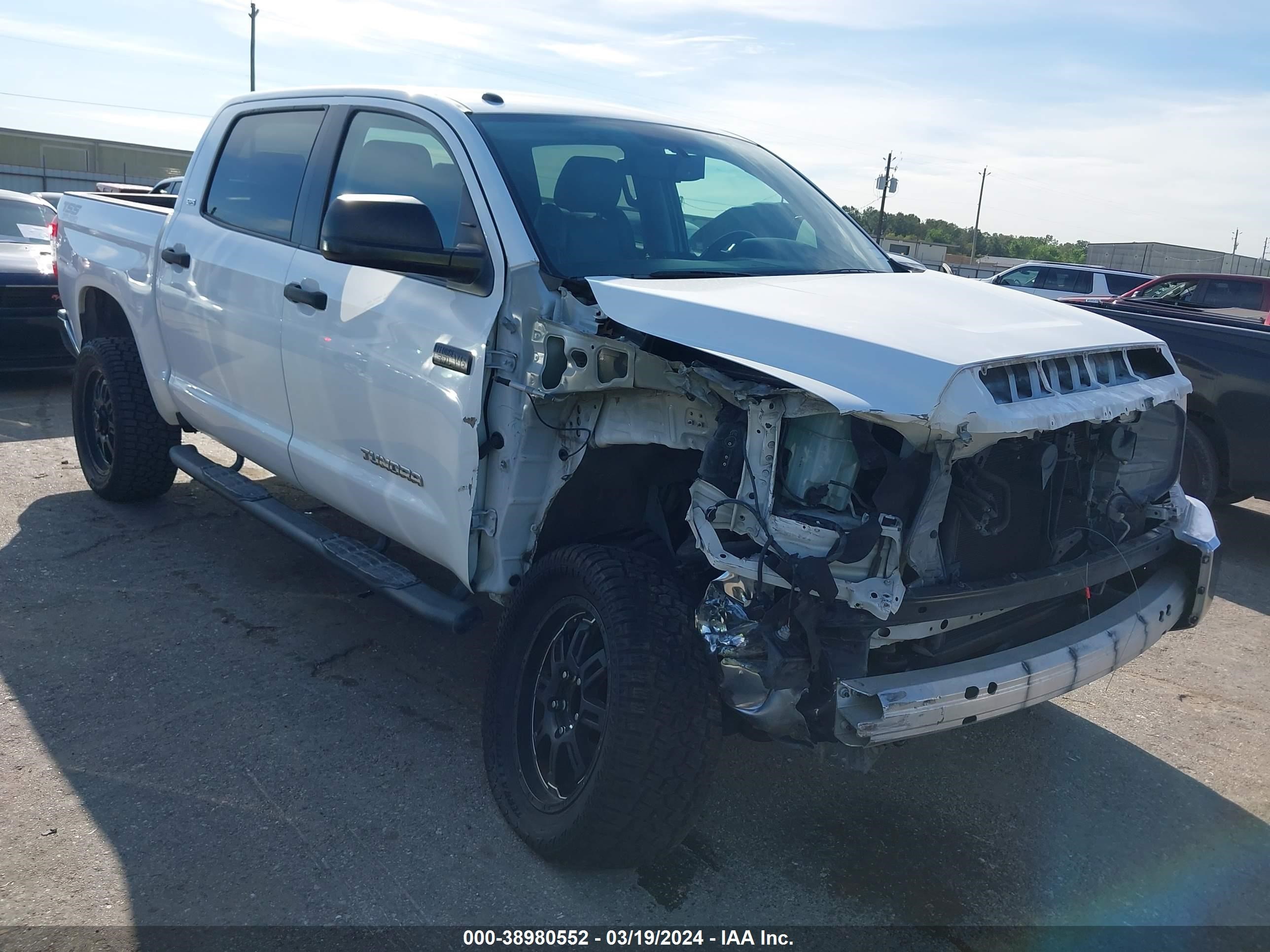 2015 Toyota Tundra Sr5 5.7L V8 vin: 5TFEY5F11FX188510