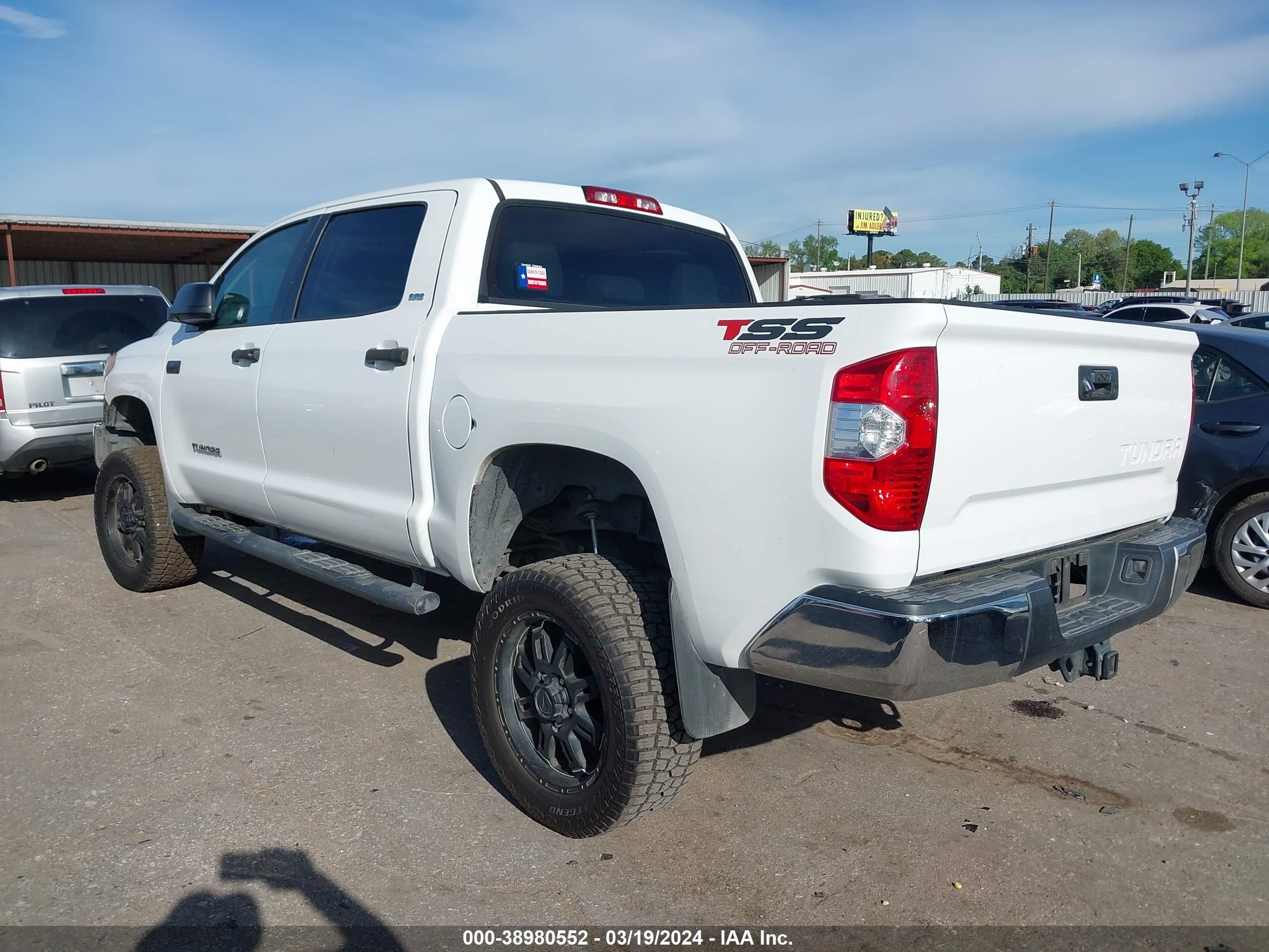 2015 Toyota Tundra Sr5 5.7L V8 vin: 5TFEY5F11FX188510