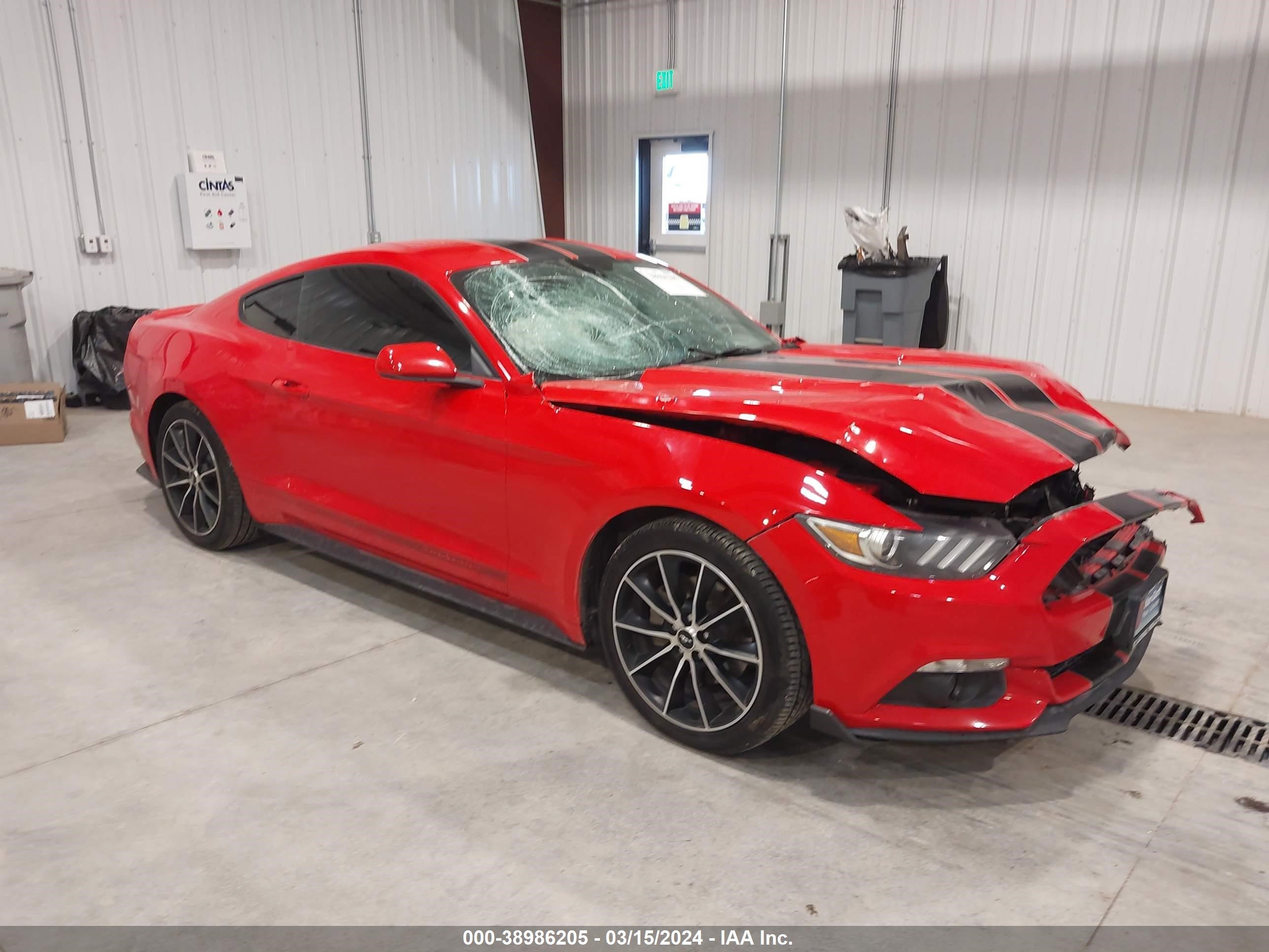 2015 Ford Mustang Ecoboost vin: 1FA6P8TH8F5319945