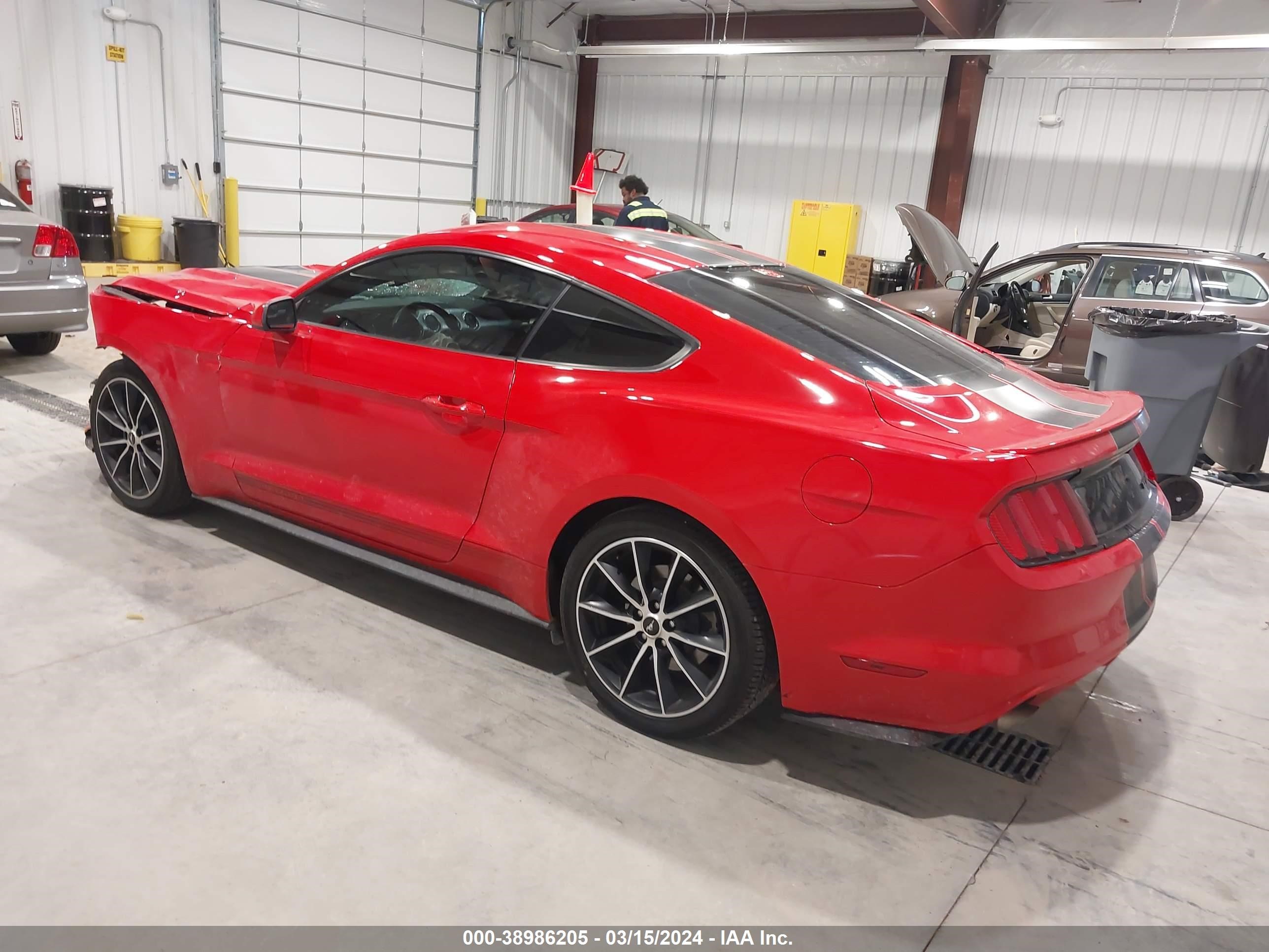 2015 Ford Mustang Ecoboost vin: 1FA6P8TH8F5319945