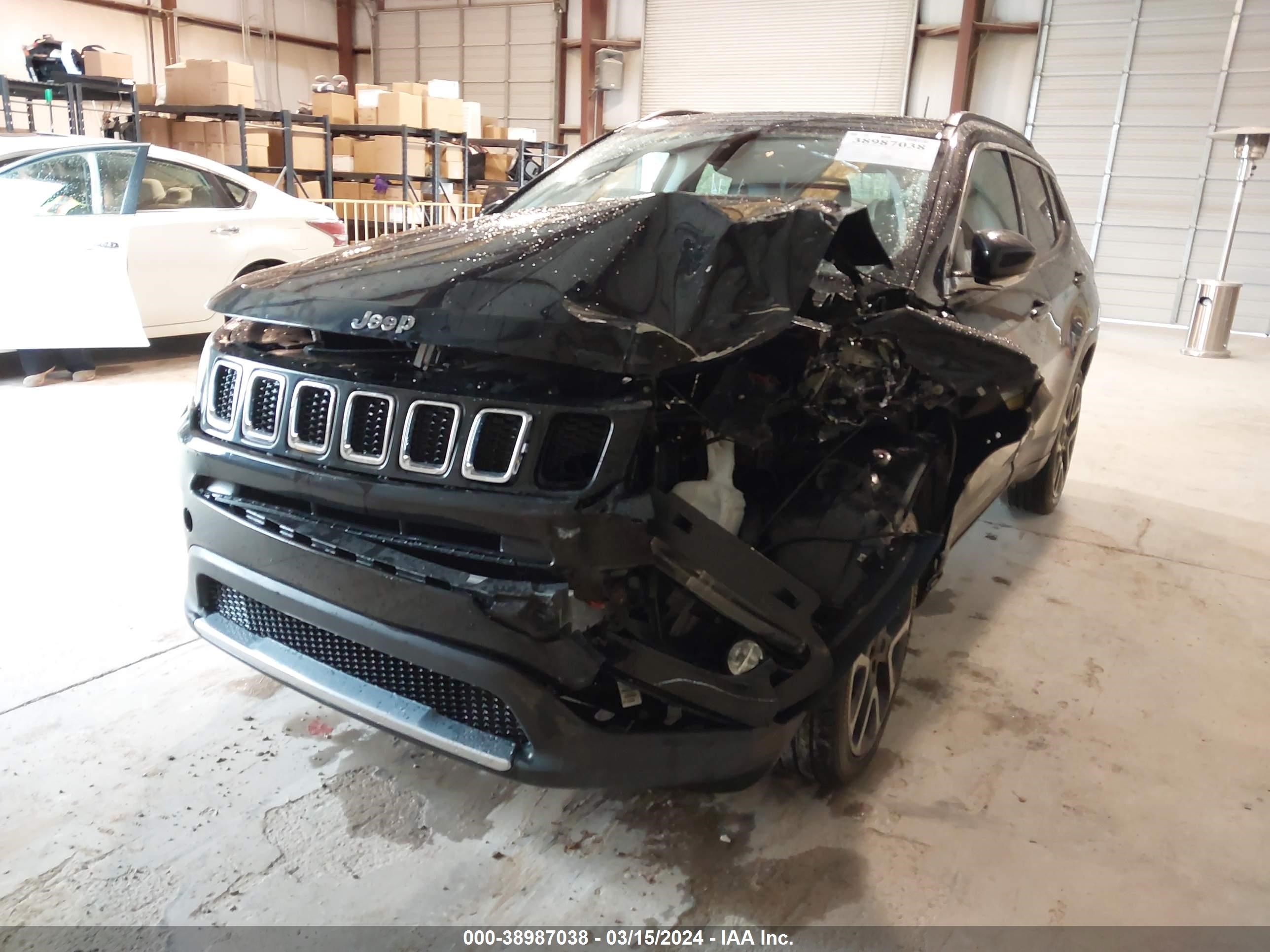 2018 Jeep Compass Limited Fwd vin: 3C4NJCCB9JT208335