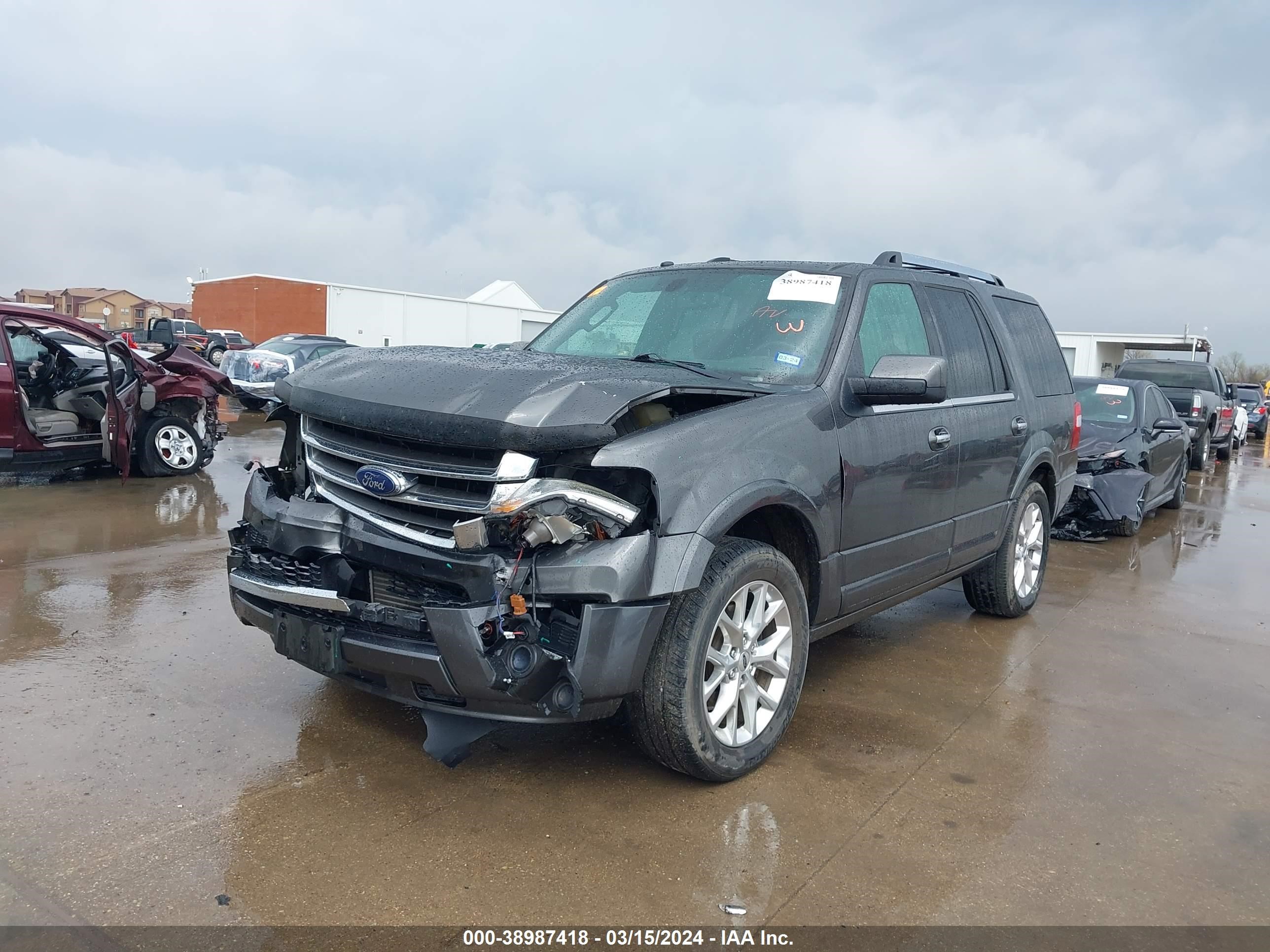 2017 Ford Expedition Limited vin: 1FMJU1KT5HEA44432