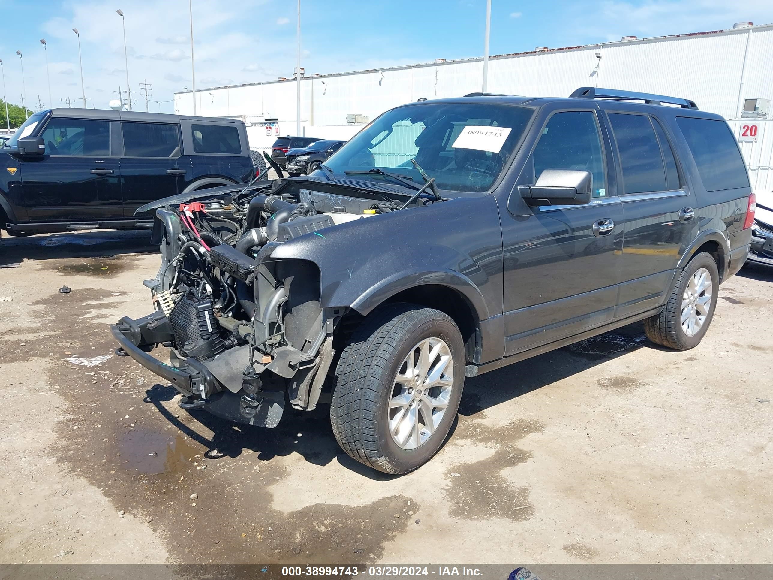 2017 Ford Expedition Limited vin: 1FMJU2AT4HEA03748