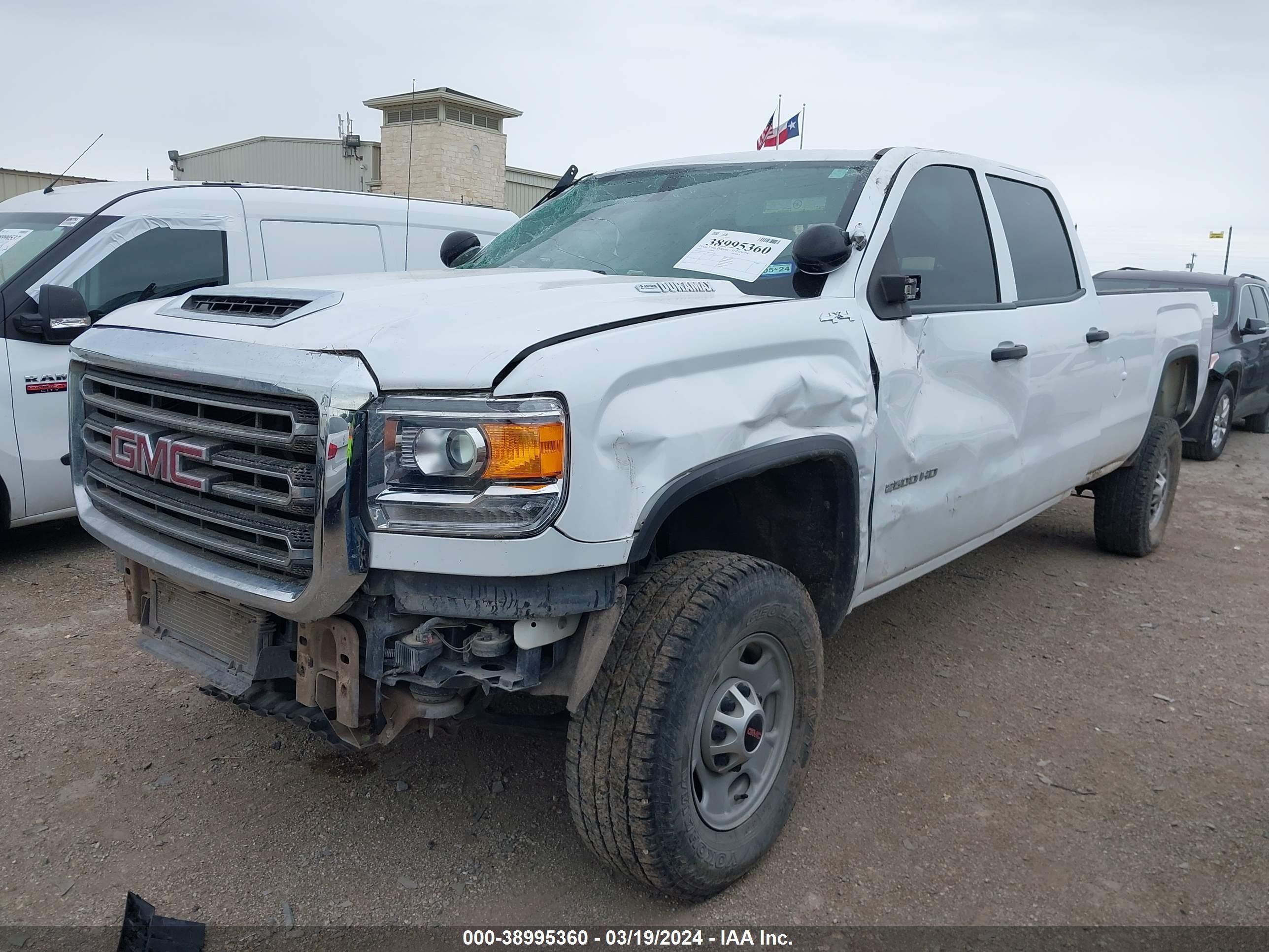 2019 GMC Sierra 2500Hd vin: 1GT12NEY3KF227628