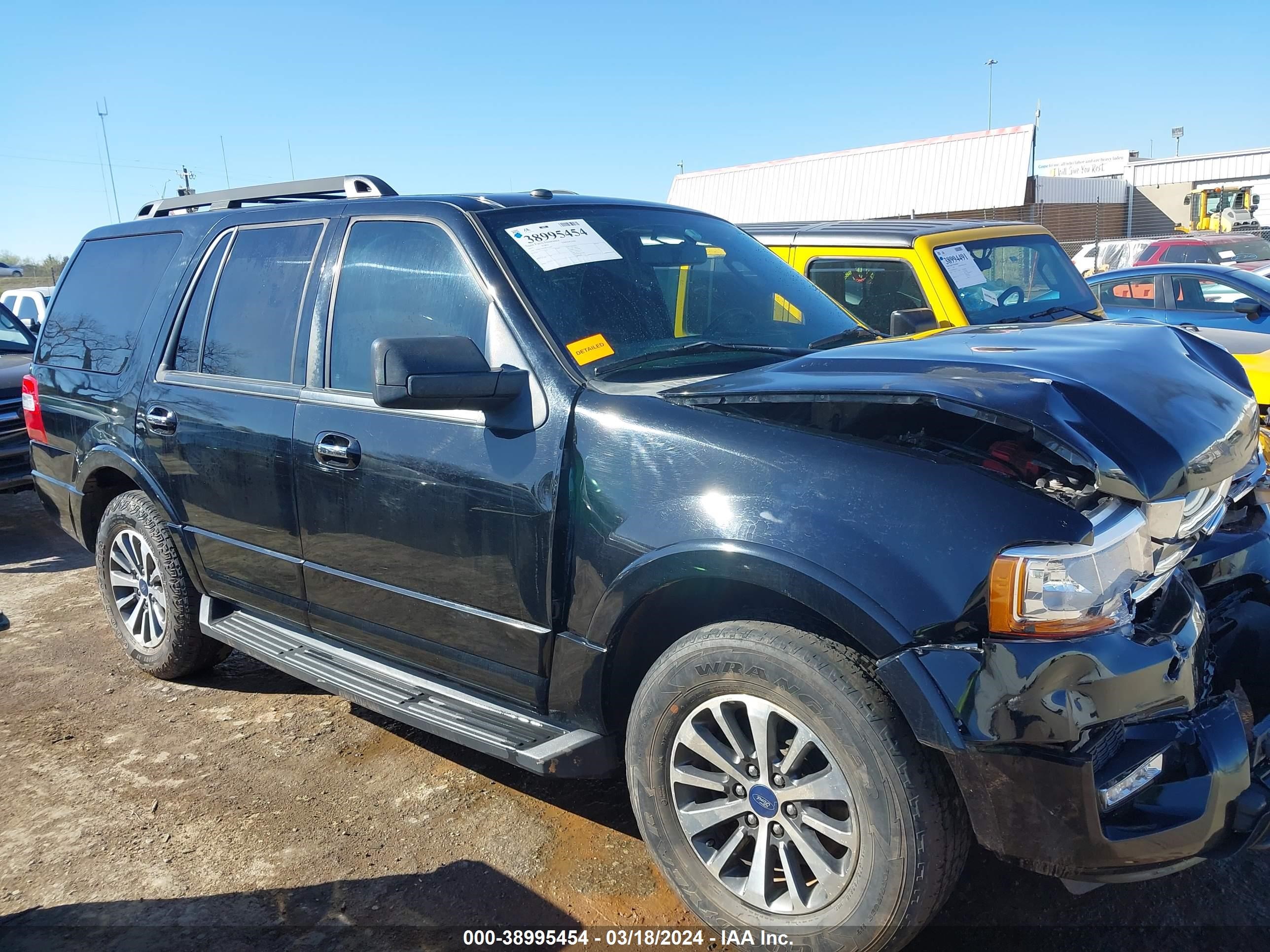 2017 Ford Expedition Xlt vin: 1FMJU1JT8HEA55961