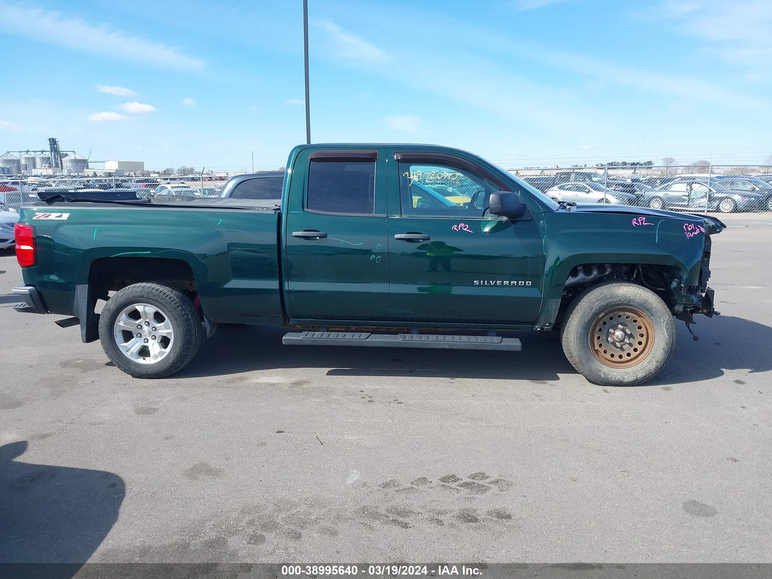 2014 Chevrolet Silverado 1500 2Lt vin: 1GCVKREC9EZ323215