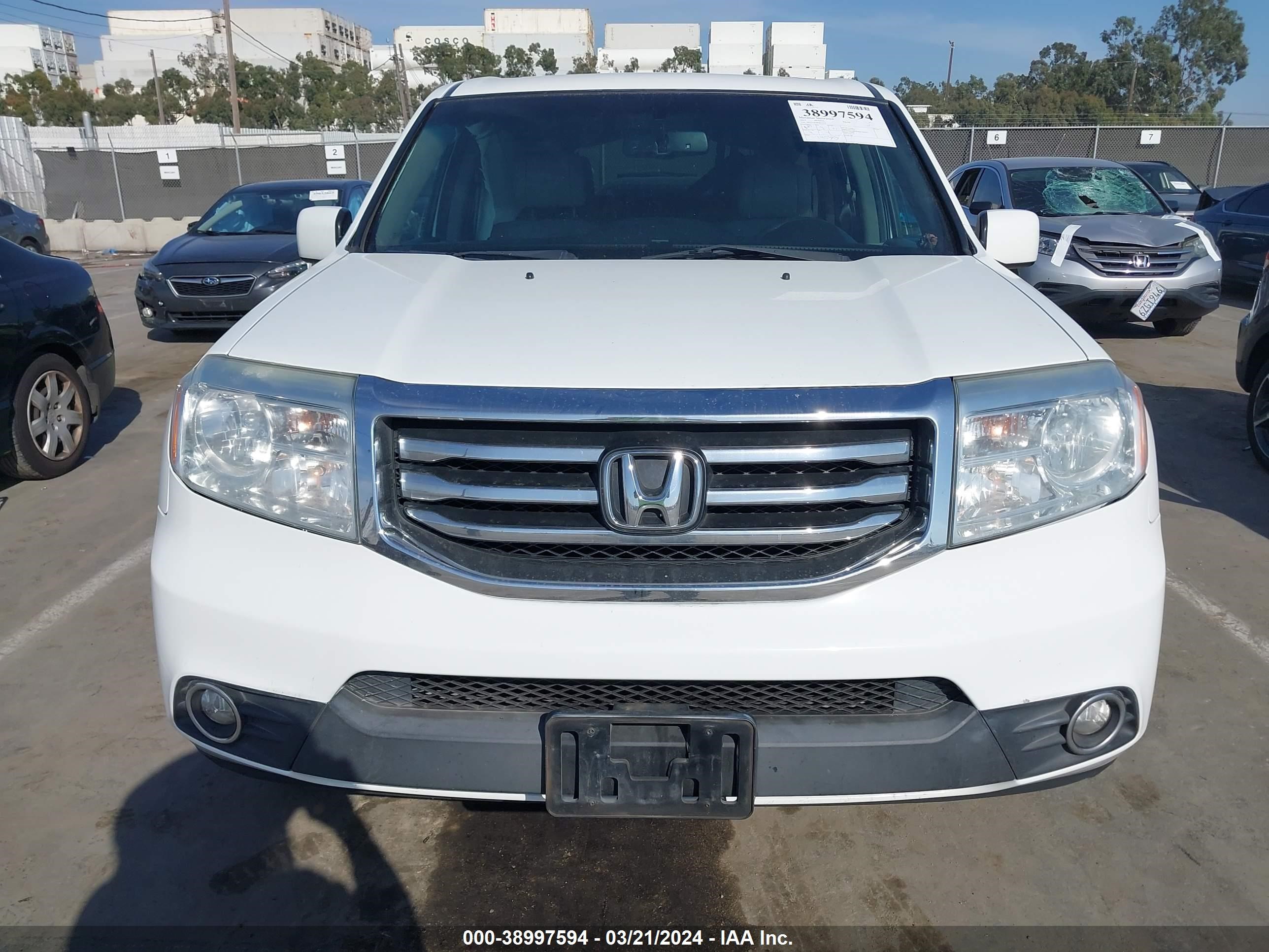 2015 Honda Pilot Ex-L vin: 5FNYF3H58FB012779