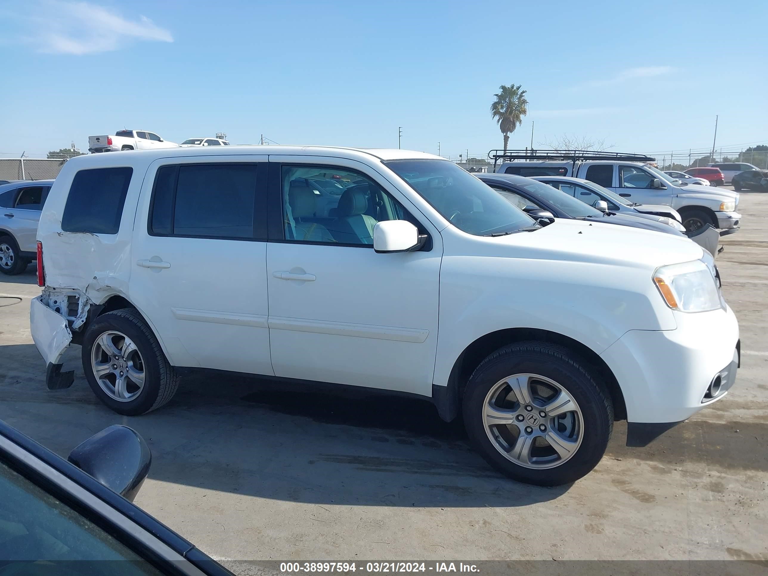 2015 Honda Pilot Ex-L vin: 5FNYF3H58FB012779