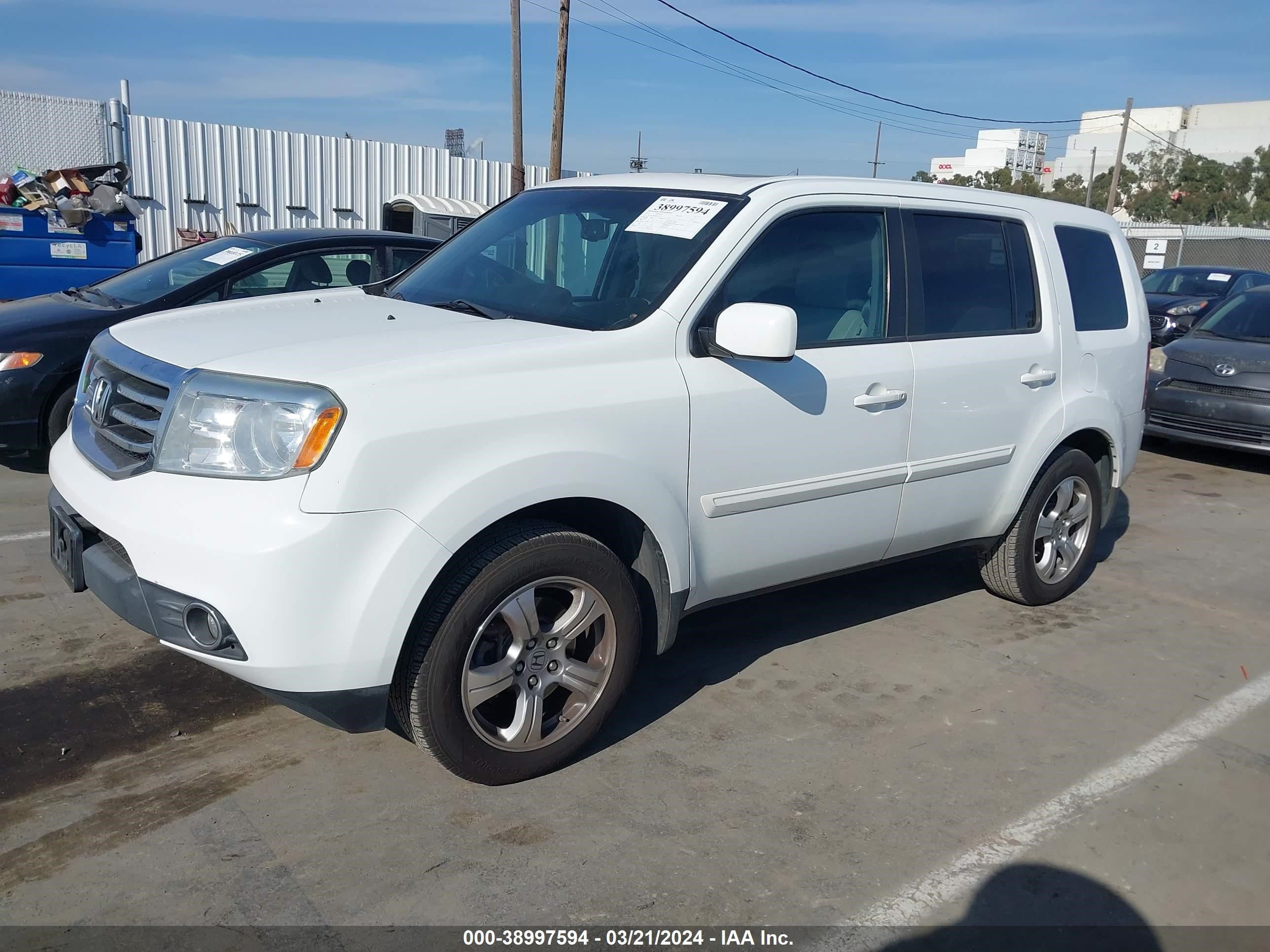 2015 Honda Pilot Ex-L vin: 5FNYF3H58FB012779