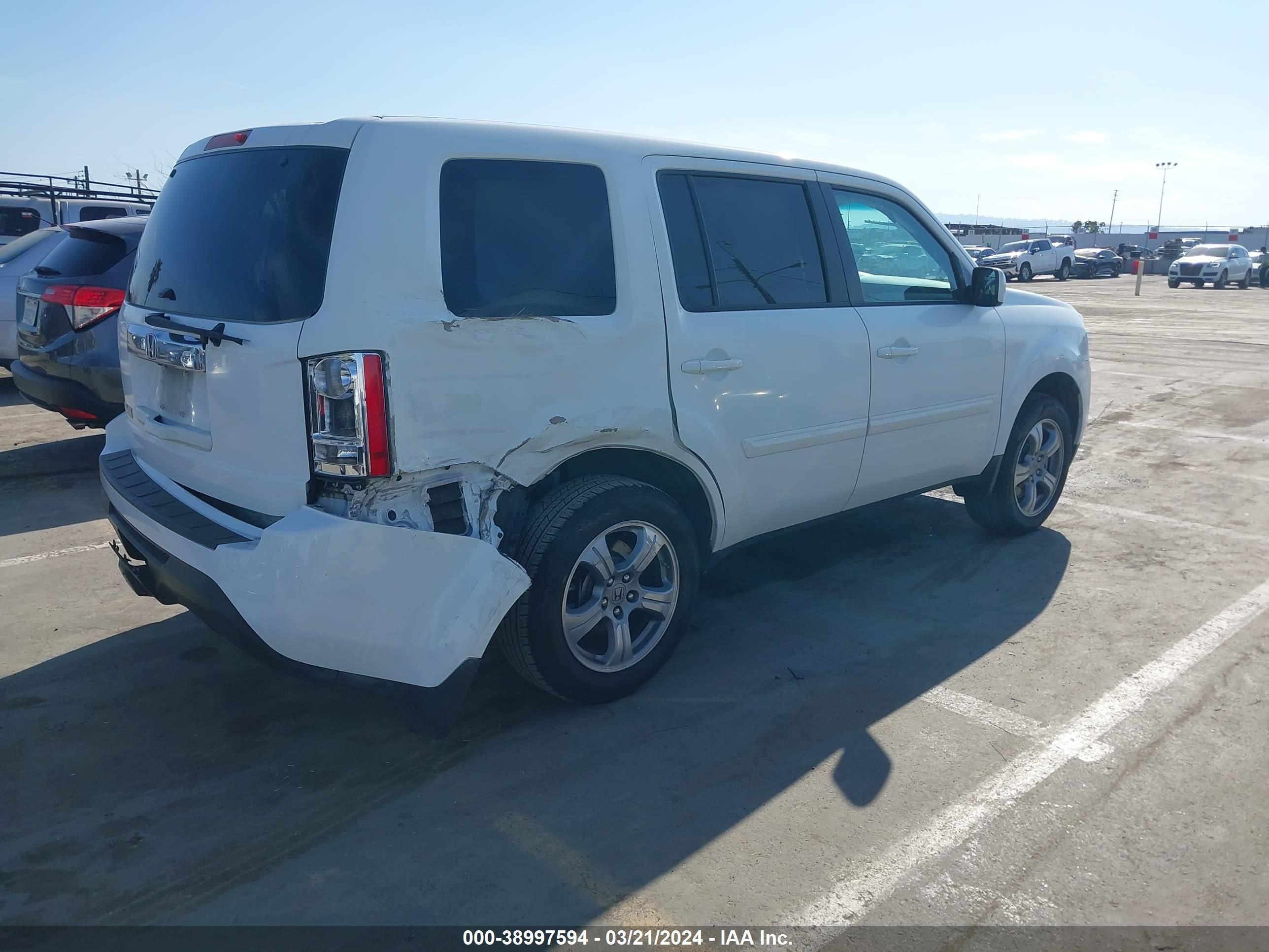 2015 Honda Pilot Ex-L vin: 5FNYF3H58FB012779