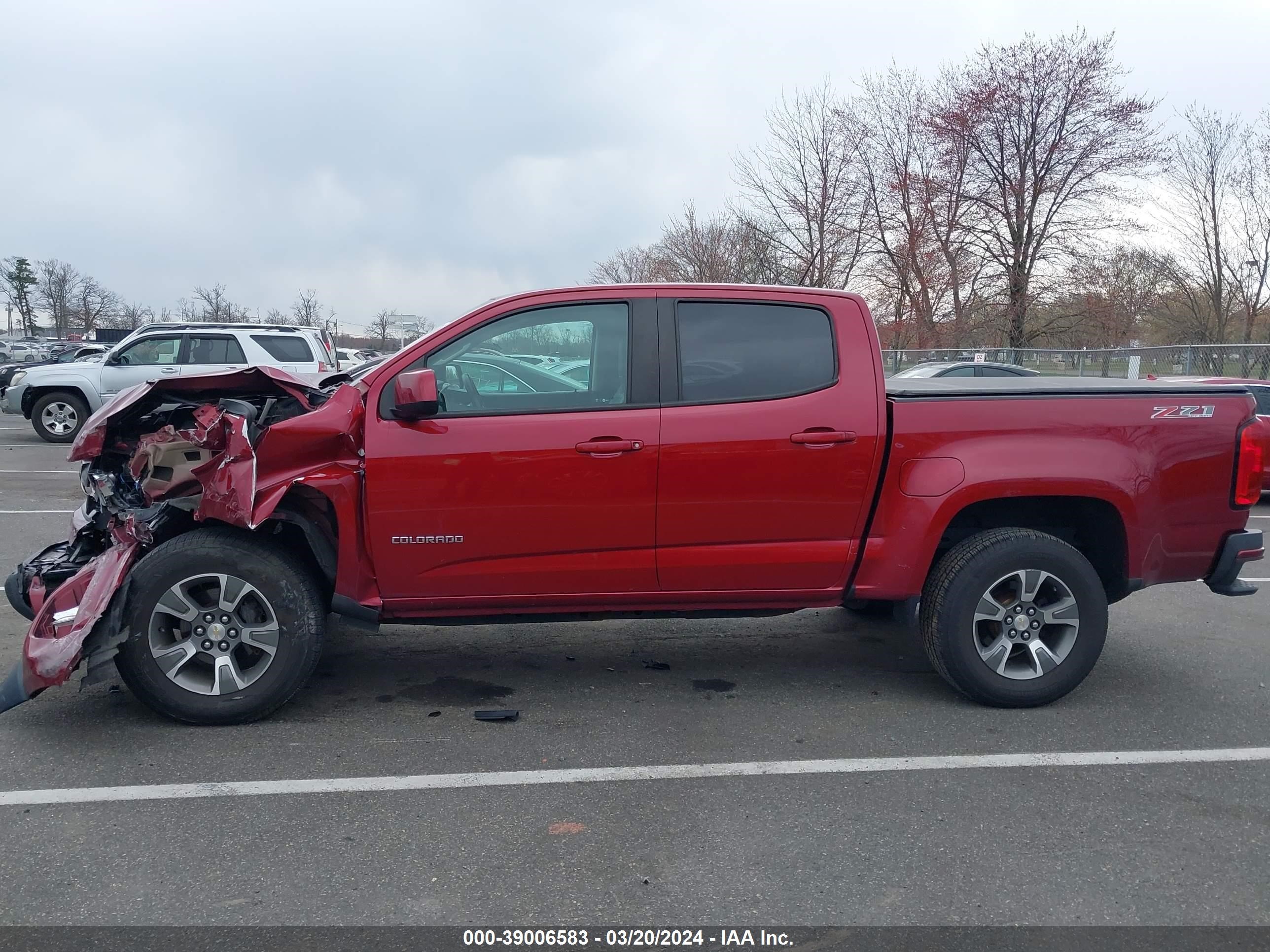 2018 Chevrolet Colorado Z71 vin: 1GCGTDEN8J1189817