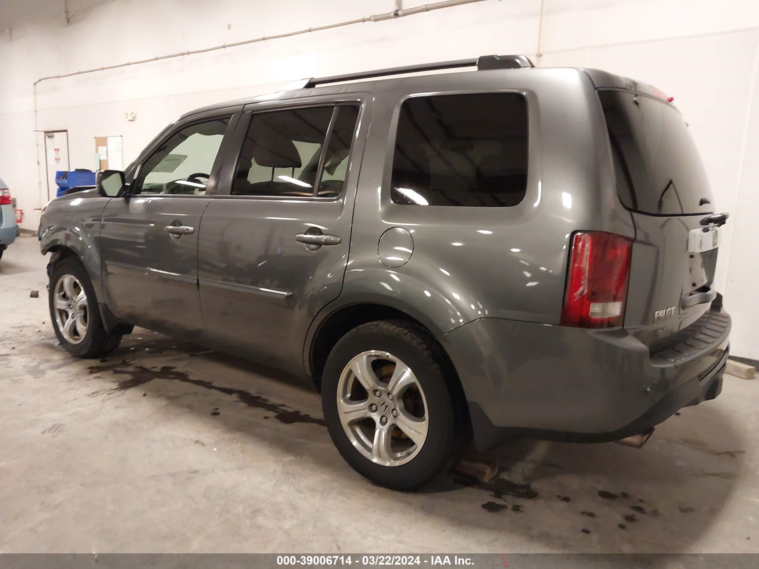 2013 Honda Pilot Ex-L vin: 5FNYF4H58DB010551