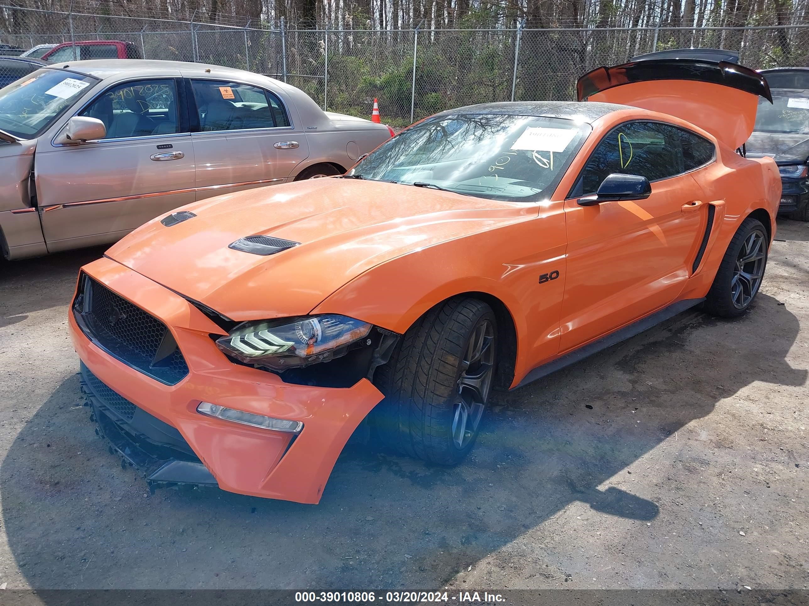 2019 Ford Mustang Gt Premium vin: 1FA6P8CF7K5195773